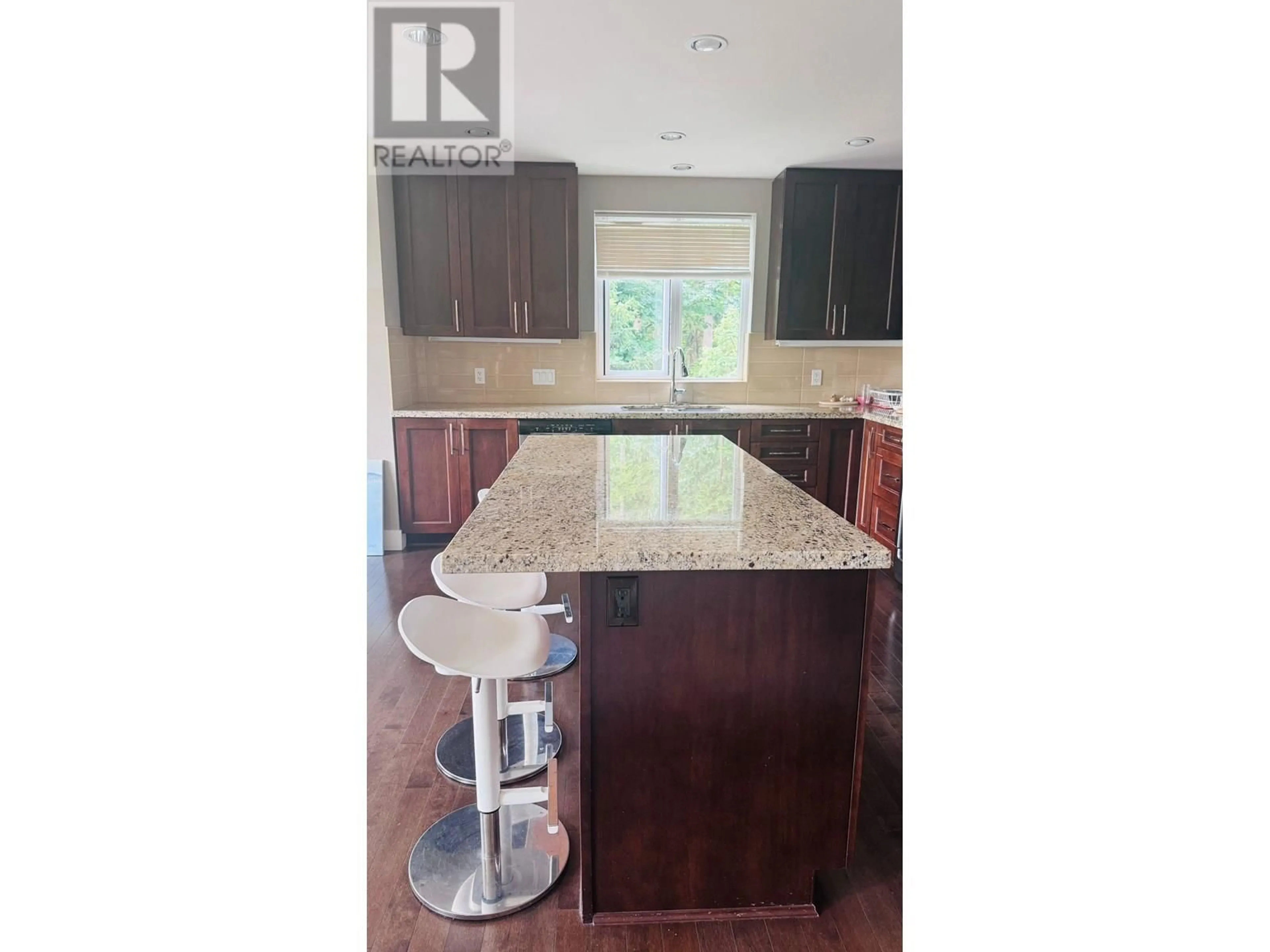 Open concept kitchen, unknown for 301 - 1415 PARKWAY BOULEVARD, Coquitlam British Columbia V3E0C7