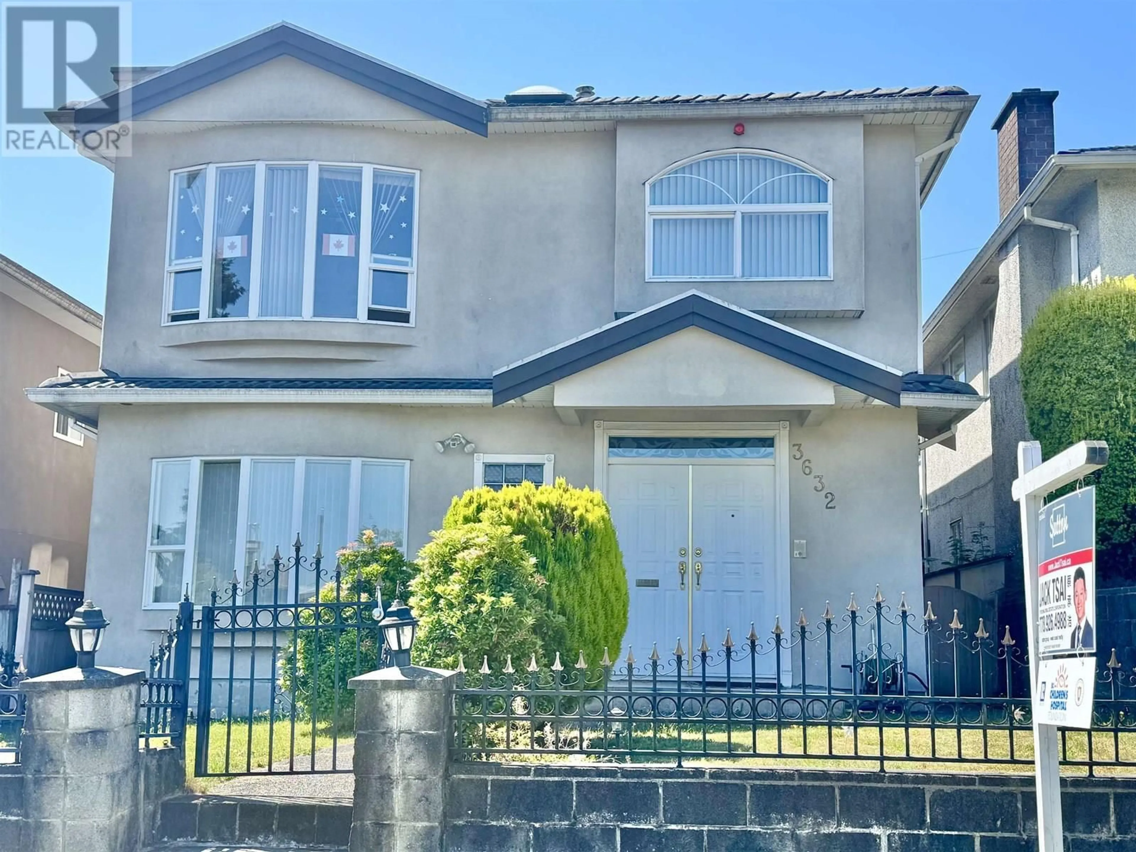 Home with vinyl exterior material, street for 3632 28TH AVENUE, Vancouver British Columbia V5R1T7
