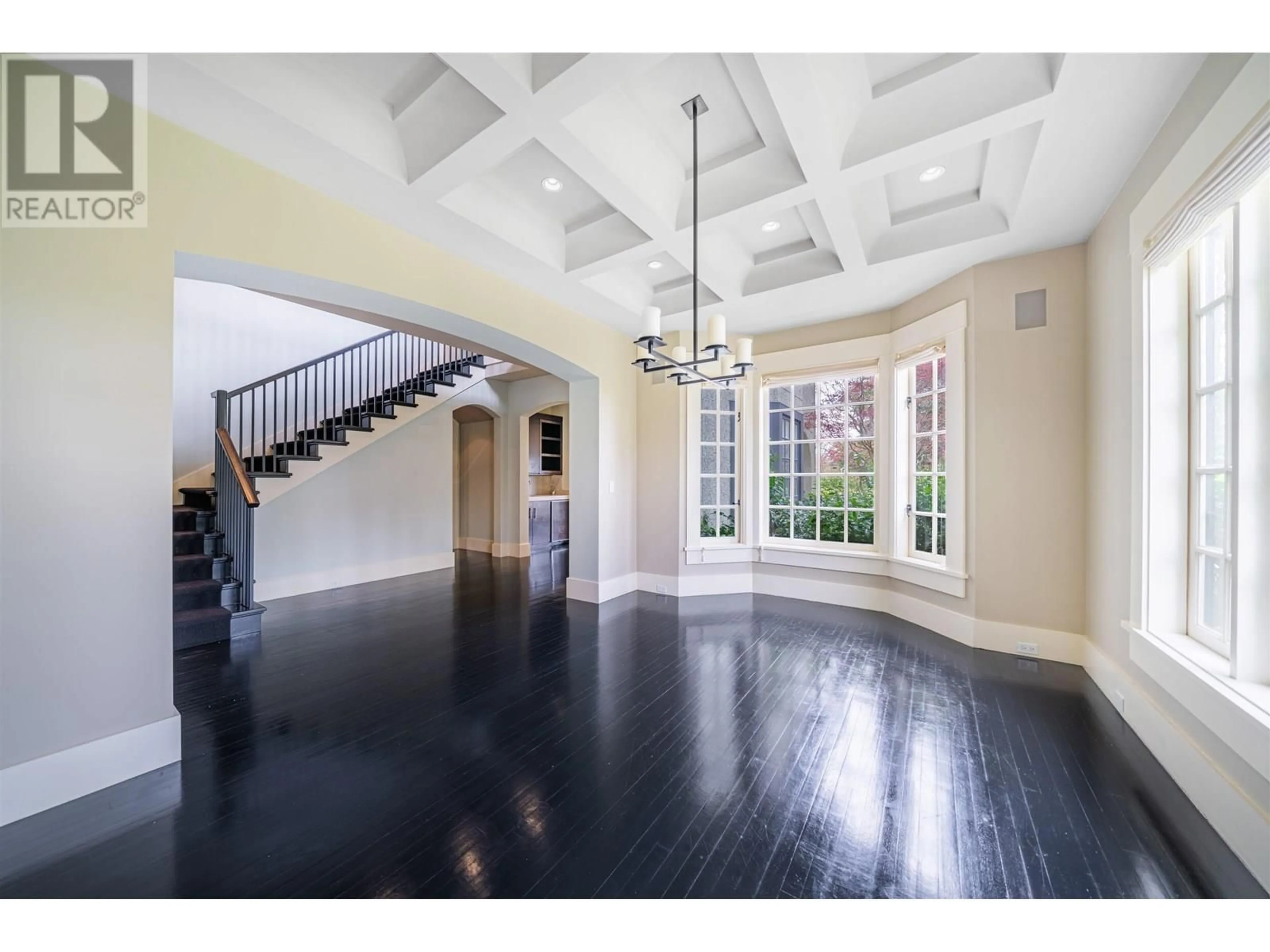 Indoor foyer for 1610 WESBROOK CRESCENT, Vancouver British Columbia V6T1W1