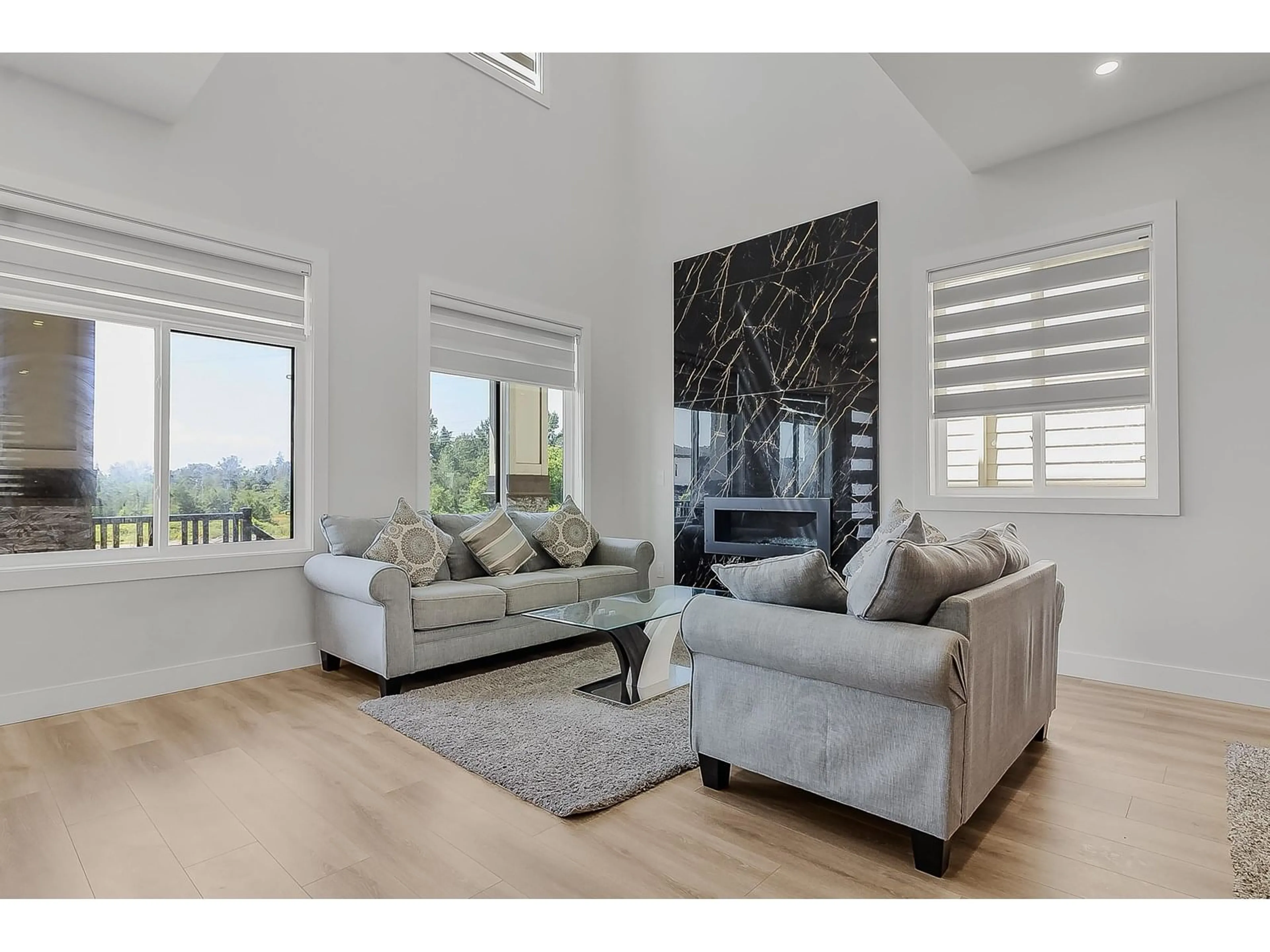 Living room with furniture, unknown for 16707 15A, Surrey British Columbia V3Z9M4
