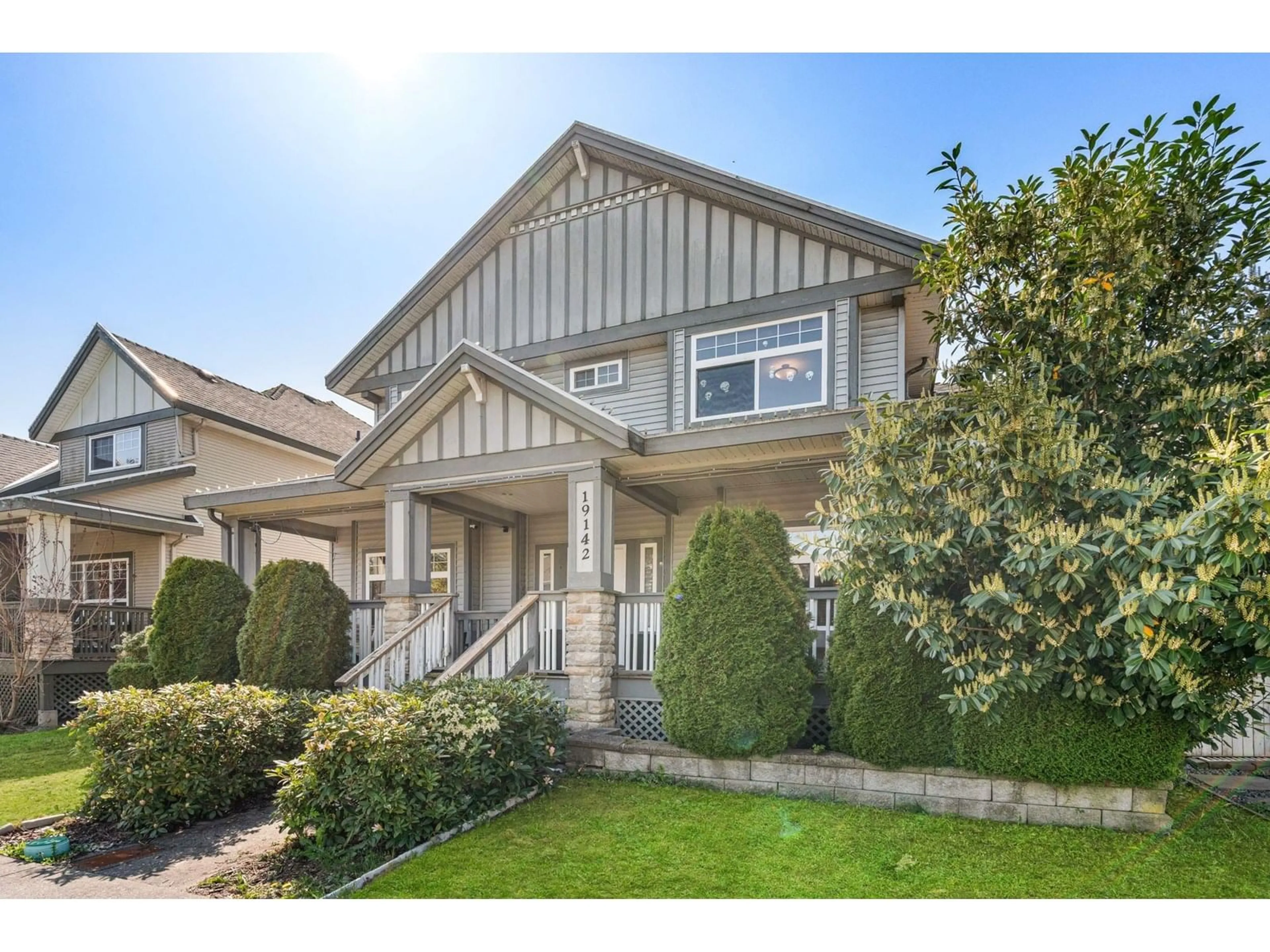 Home with vinyl exterior material, street for 19142 69A, Surrey British Columbia V4N0A5