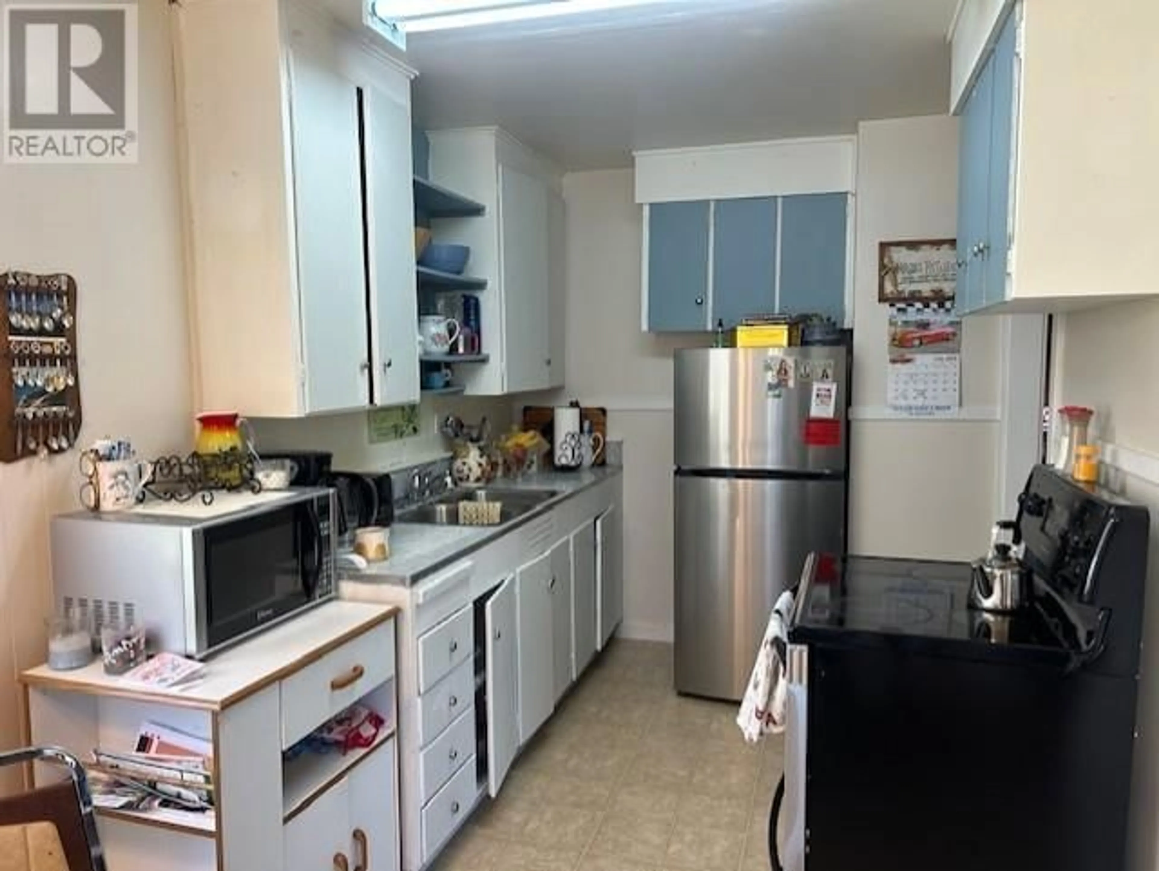 Standard kitchen, unknown for 5329 55 AVENUE, Fort Nelson British Columbia V0C1R0