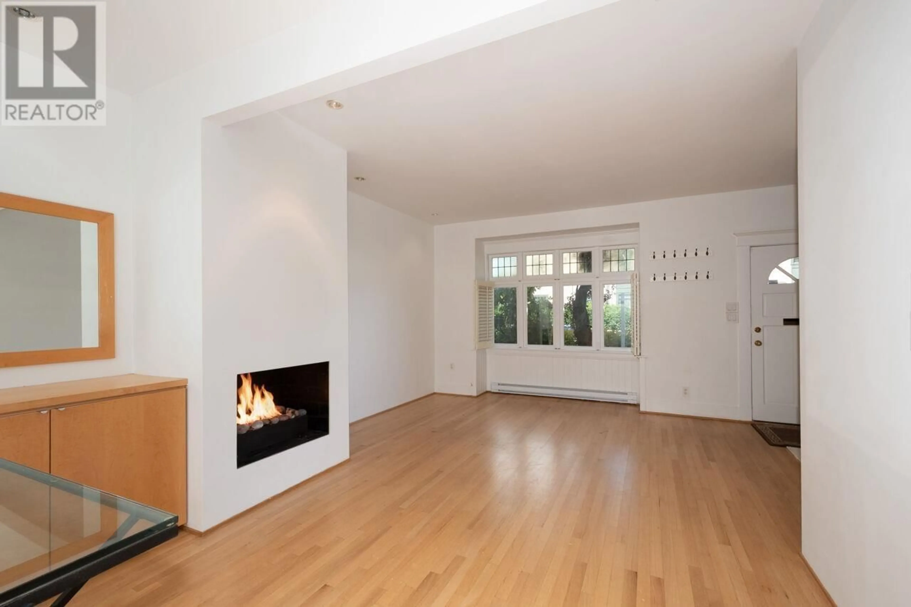 Unknown for 2640 HEMLOCK STREET, Vancouver British Columbia V6H2V5