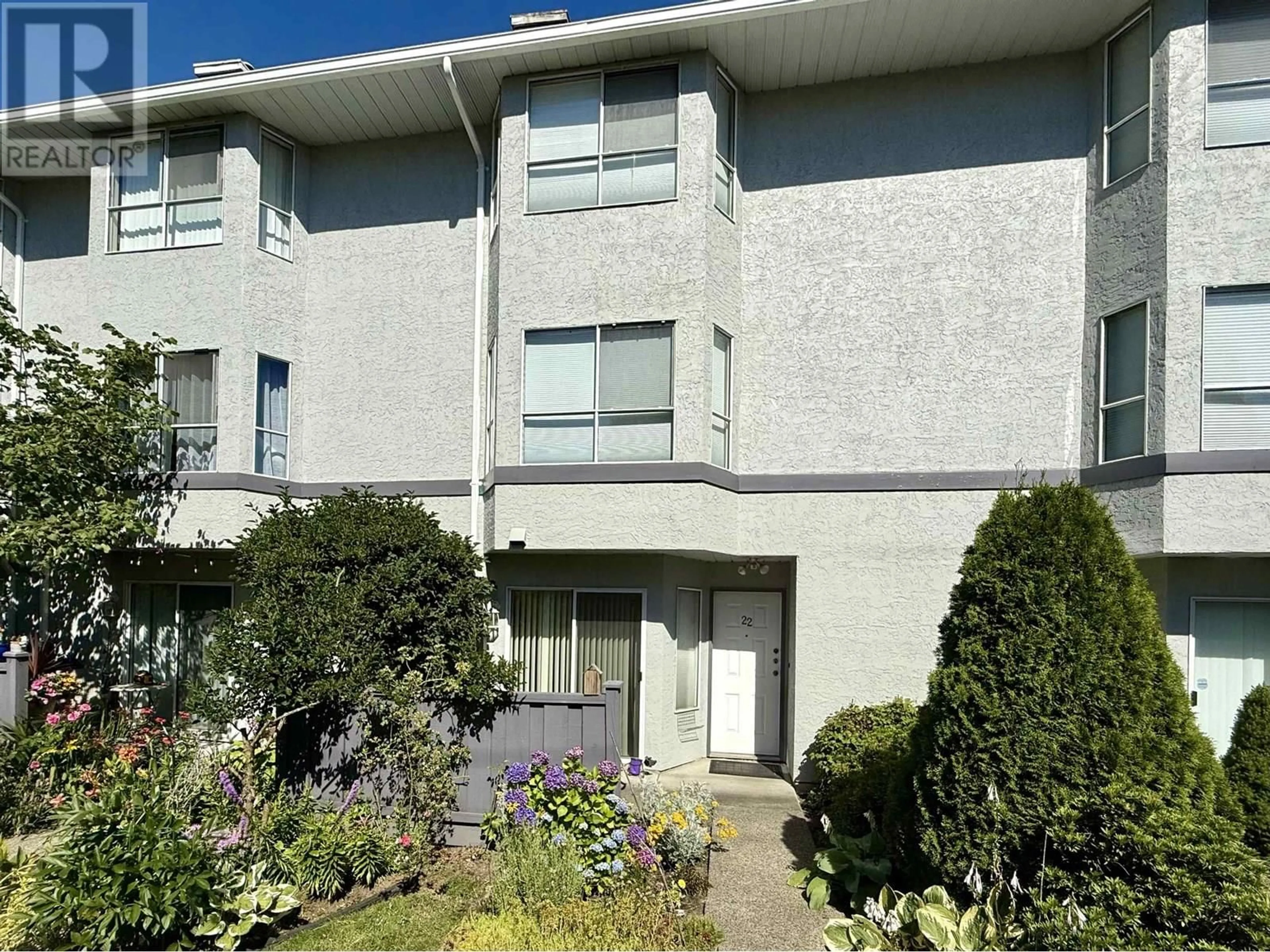 A pic from outside/outdoor area/front of a property/back of a property/a pic from drone, street for 22 - 3476 COAST MERIDIAN ROAD, Port Coquitlam British Columbia V3B7H6