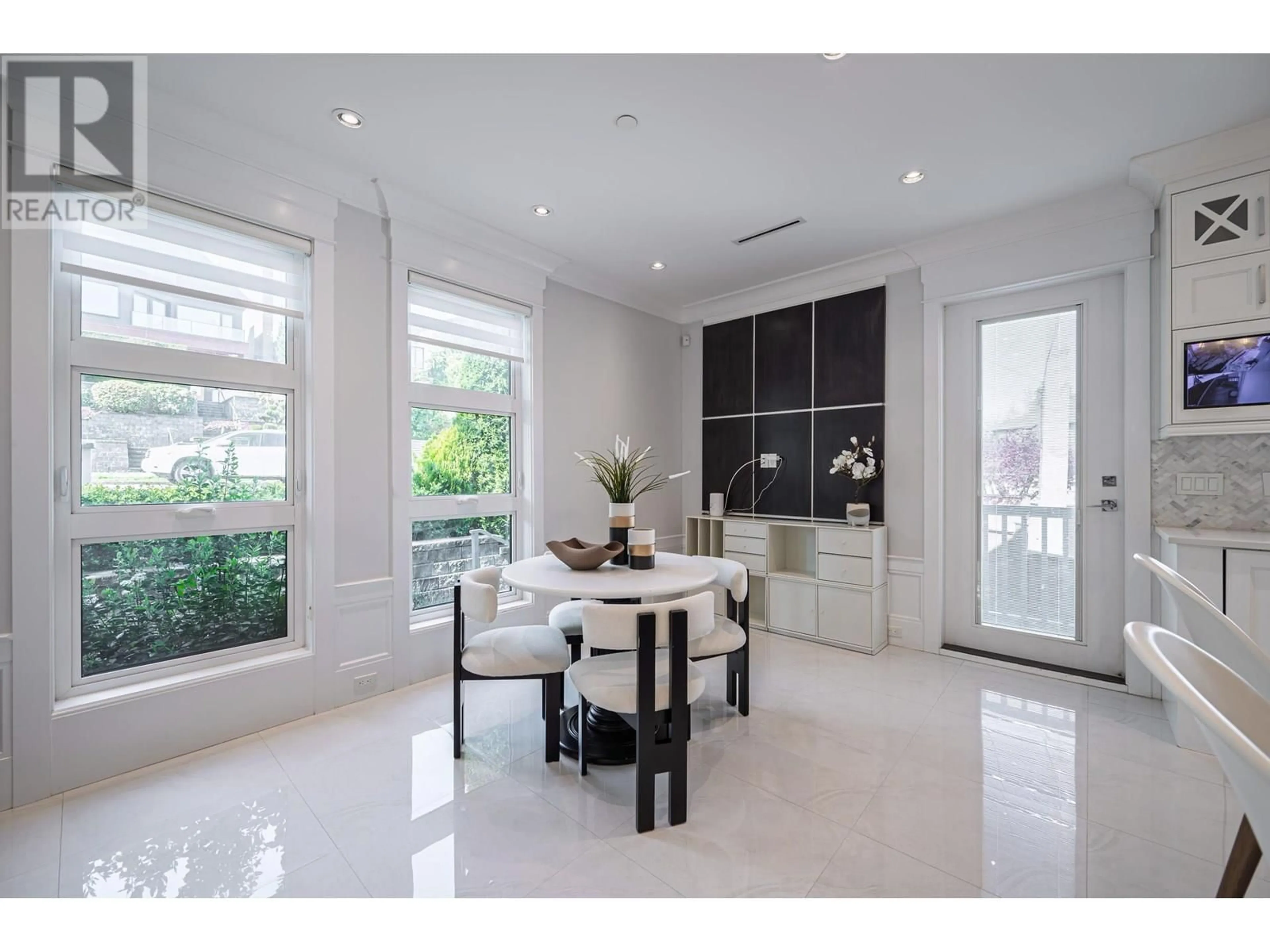 Unknown for 3792 PUGET DRIVE, Vancouver British Columbia V6L2V1
