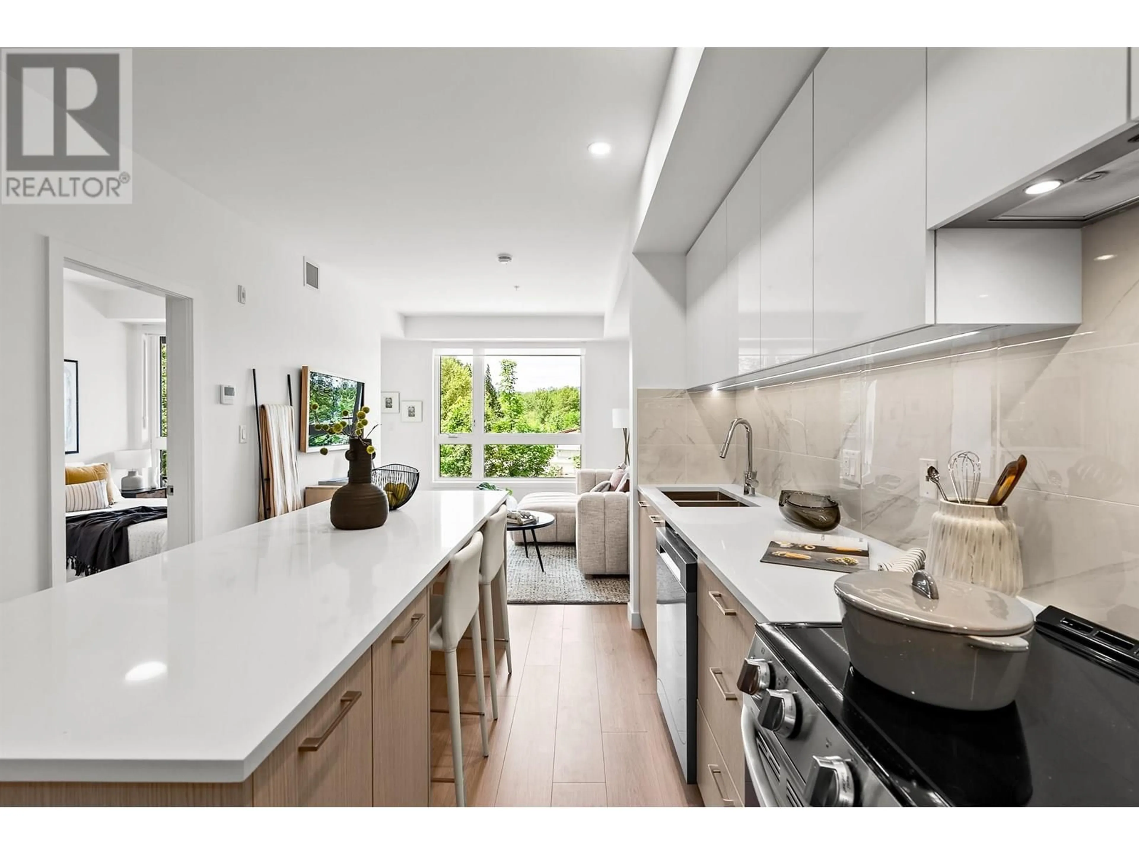 Unknown for 212 - 154 JAMES ROAD, Port Moody British Columbia V0V0V0