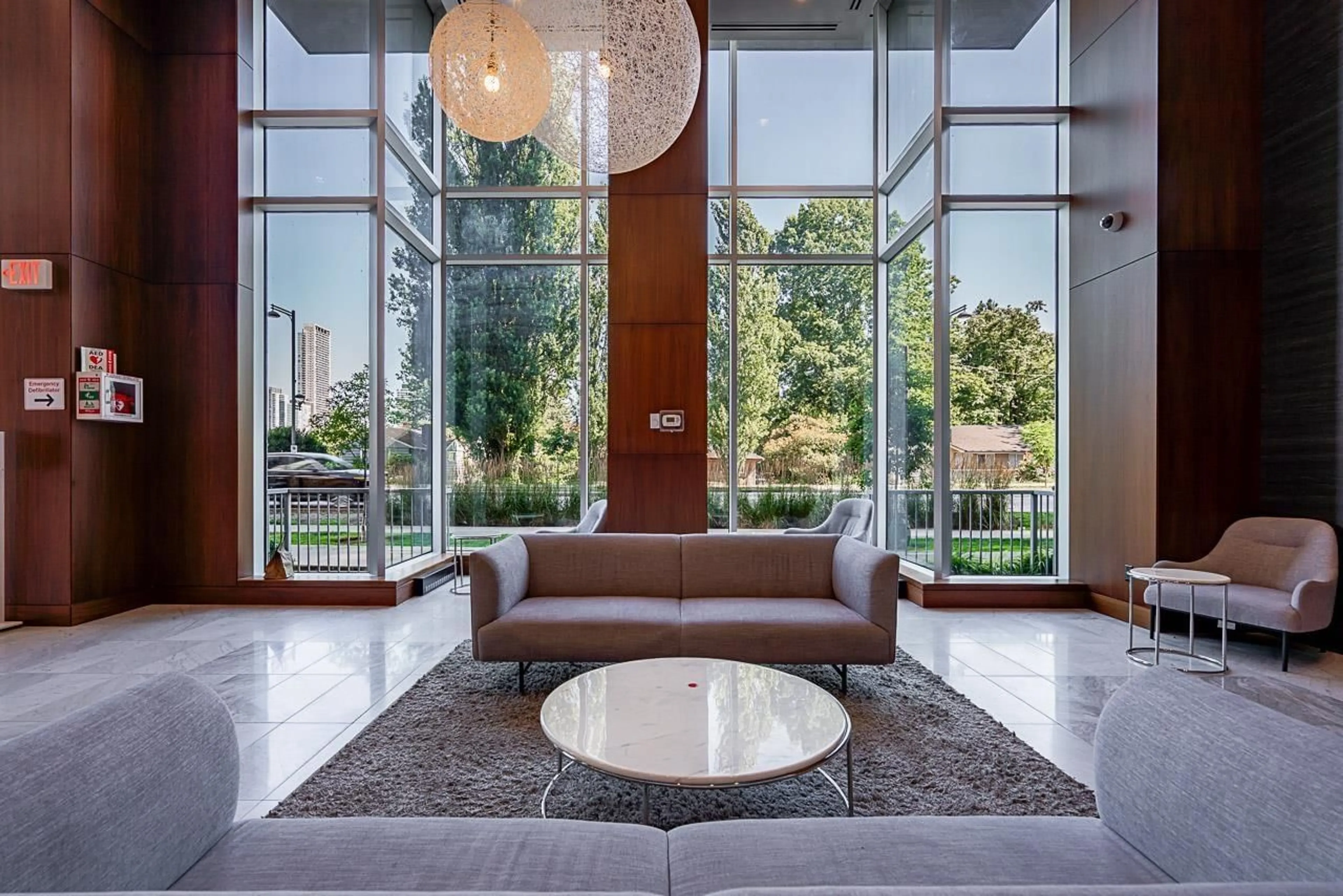 Lobby for 2602 - 13696 100, Surrey British Columbia V3T0L5