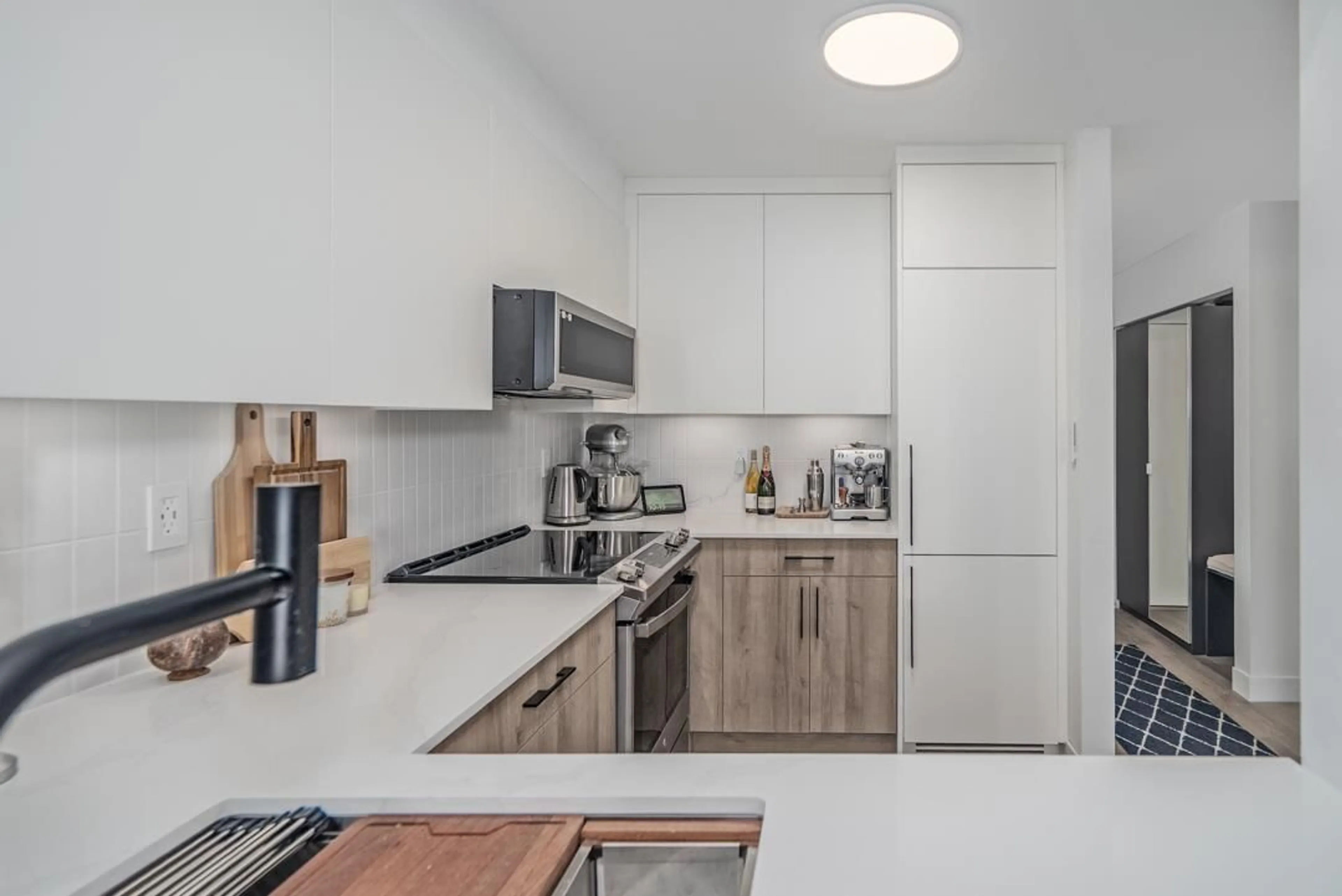Standard kitchen, unknown for 208 - 5224 204, Langley British Columbia V3A1Z1