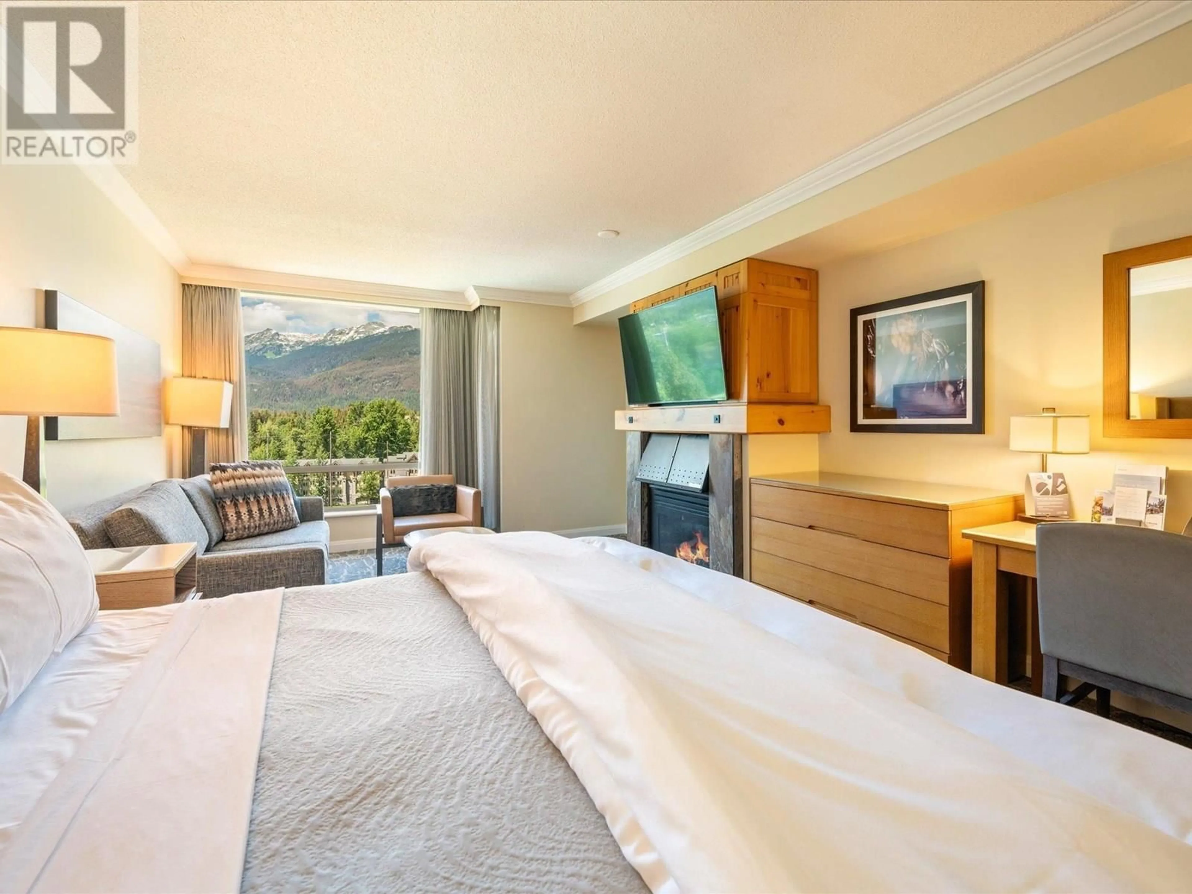 A pic of a room for 762 - 4090 WHISTLER WAY, Whistler British Columbia V8E1J3