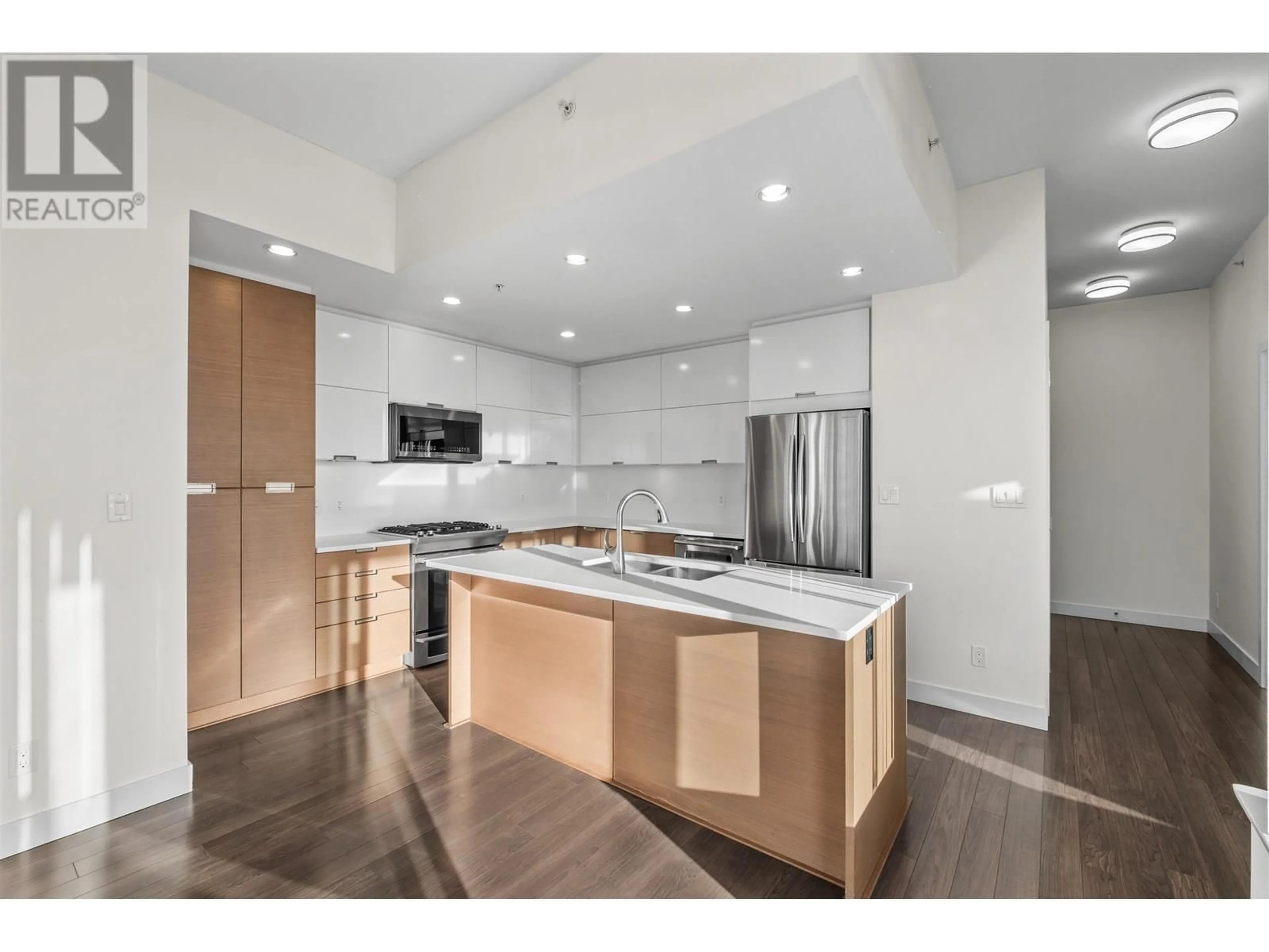Open concept kitchen, unknown for 3104 - 2077 ROSSER AVENUE, Burnaby British Columbia V5C0G6