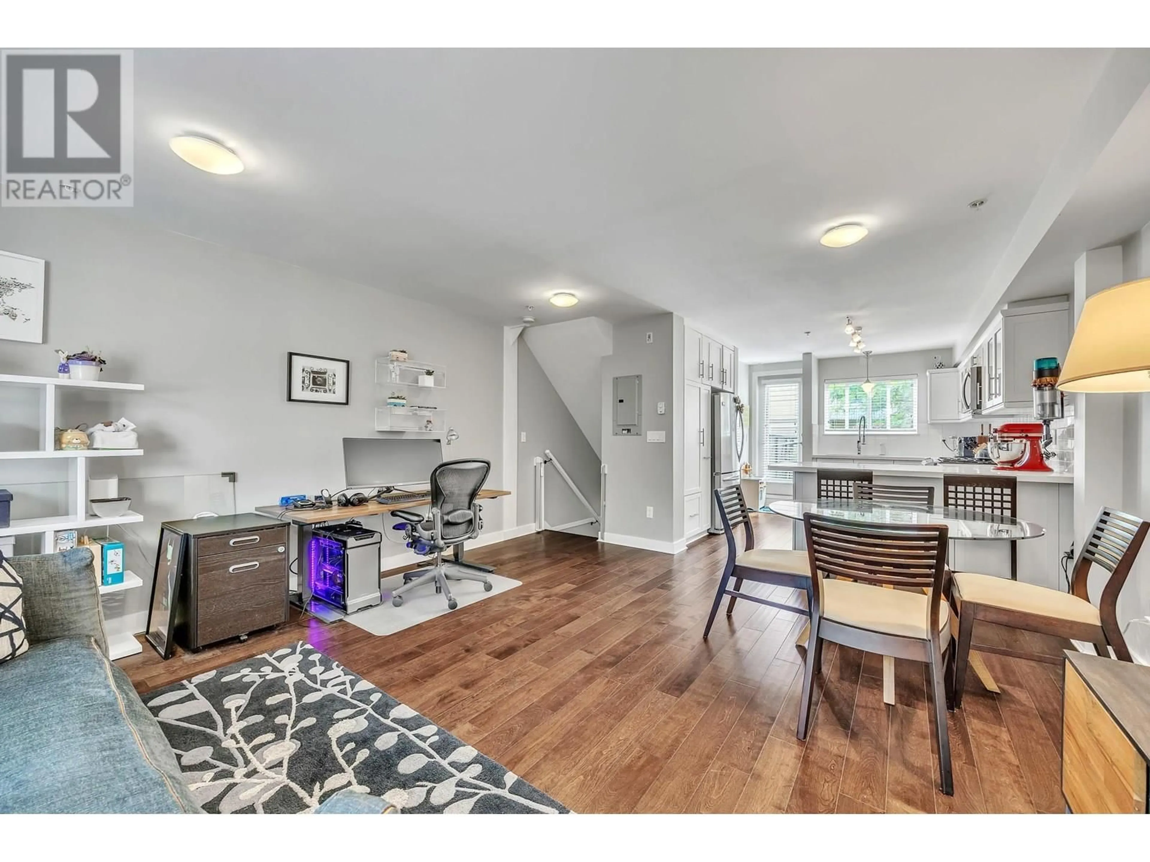 Open concept kitchen, unknown for 201 - 3736 COMMERCIAL STREET, Vancouver British Columbia V5N4G2