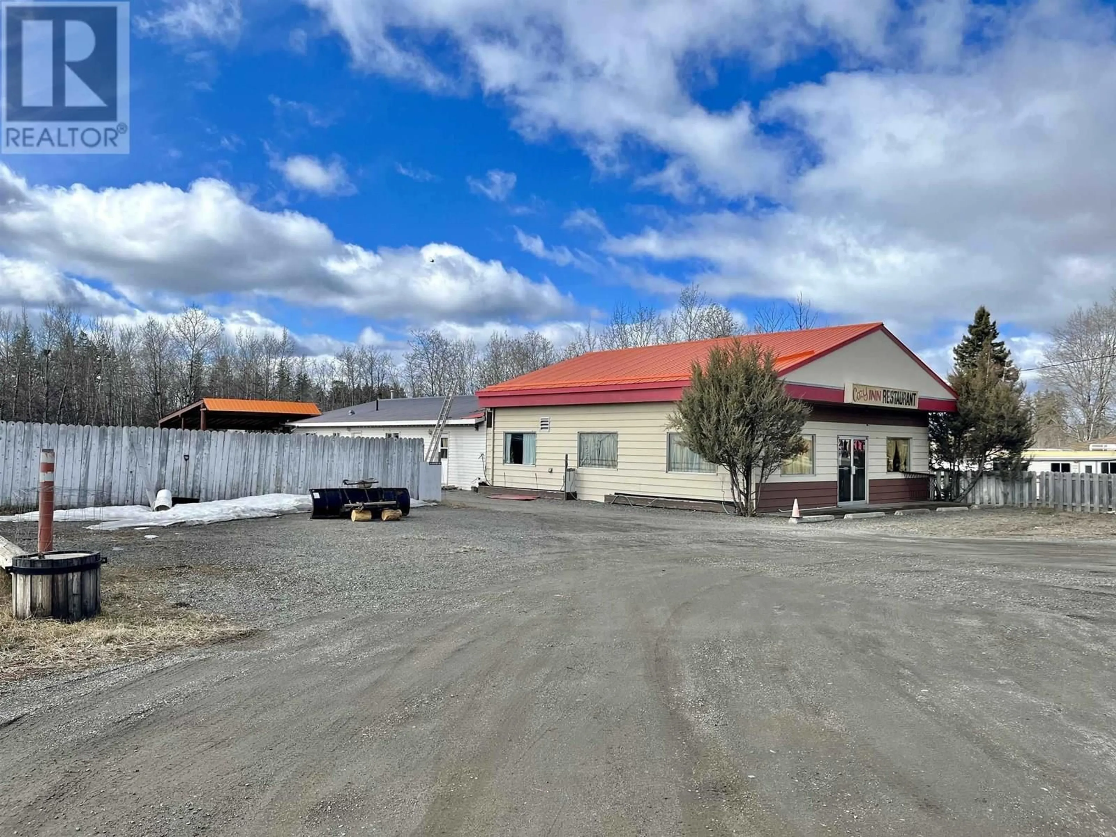 A pic from outside/outdoor area/front of a property/back of a property/a pic from drone, building for 3988 CARIBOO 97 HIGHWAY, Lac La Hache British Columbia V0K1T0