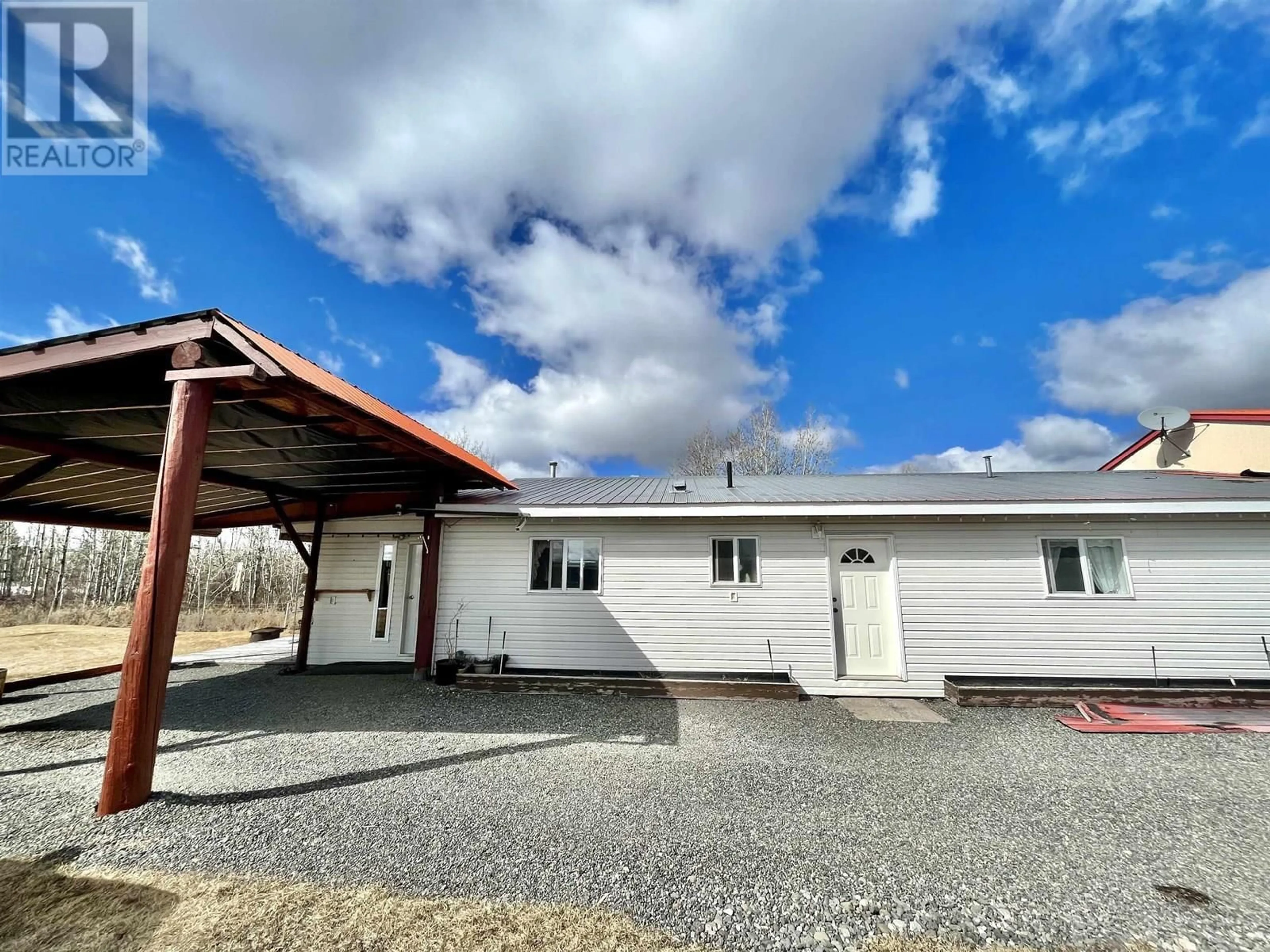 A pic from outside/outdoor area/front of a property/back of a property/a pic from drone, building for 3988 CARIBOO 97 HIGHWAY, Lac La Hache British Columbia V0K1T0