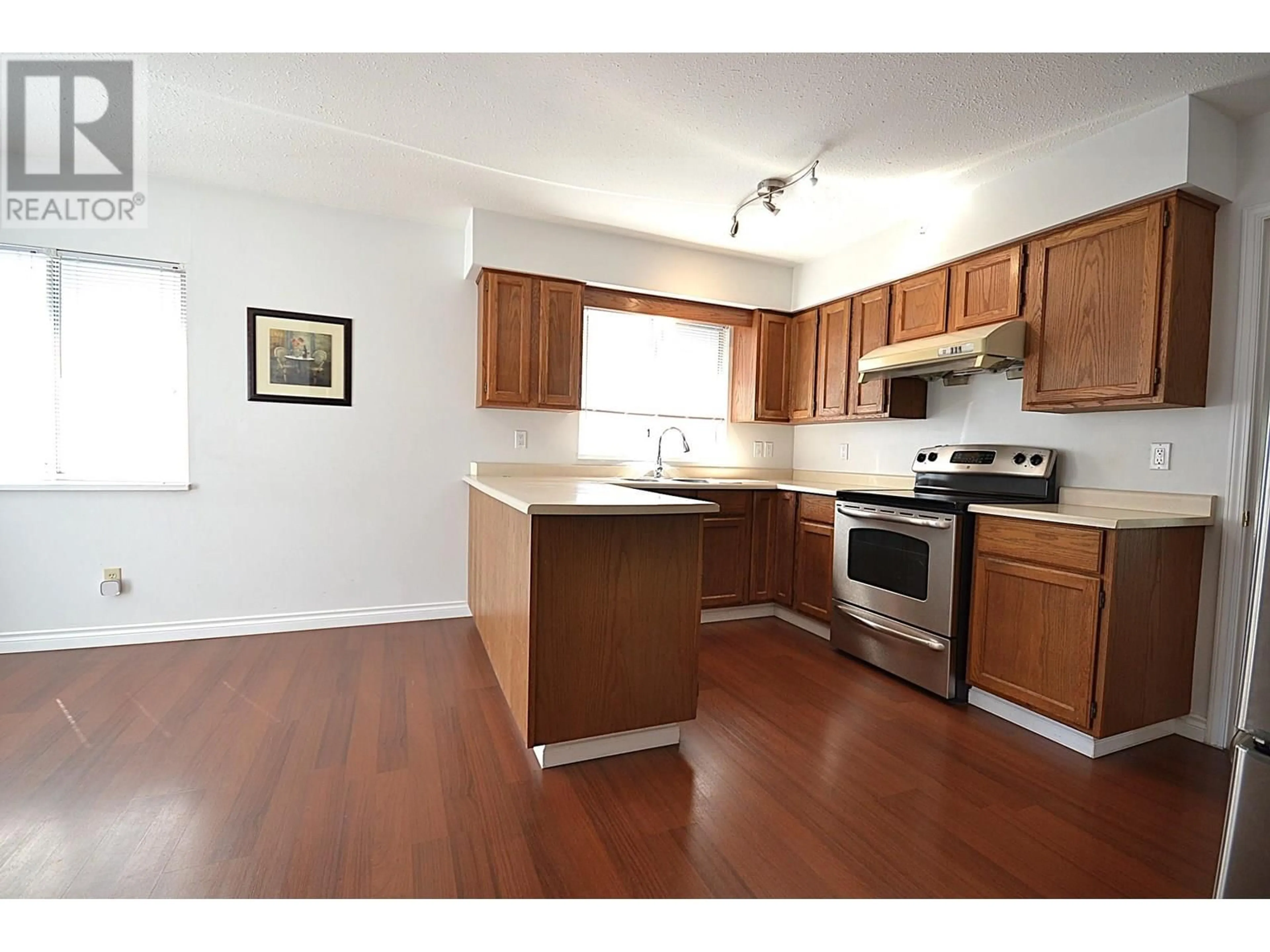 Standard kitchen, wood/laminate floor for 1166 DURANT DRIVE, Coquitlam British Columbia V3B6T3