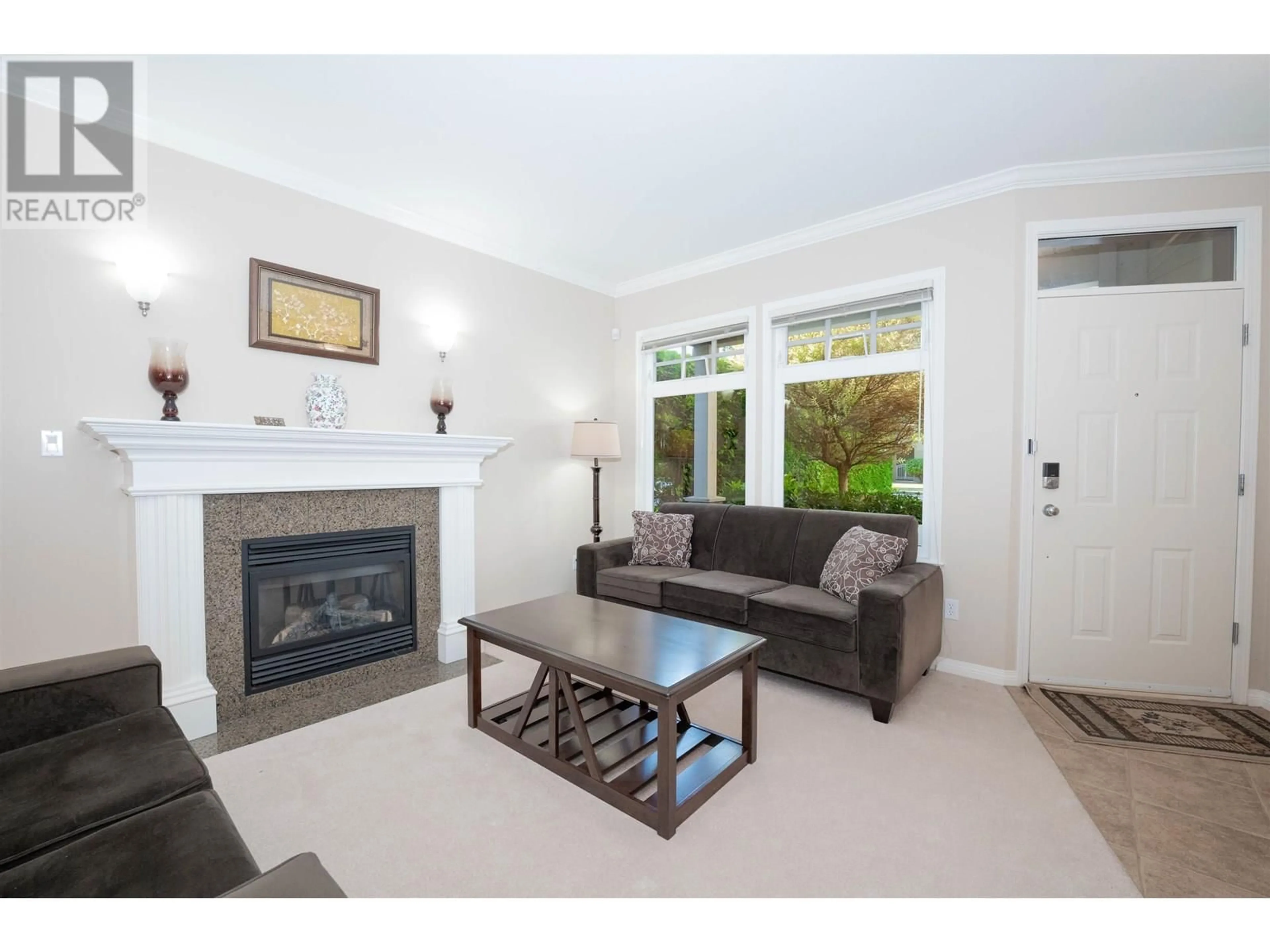Living room with furniture, unknown for 9382 PAULESHIN CRESCENT, Richmond British Columbia V7E6P2