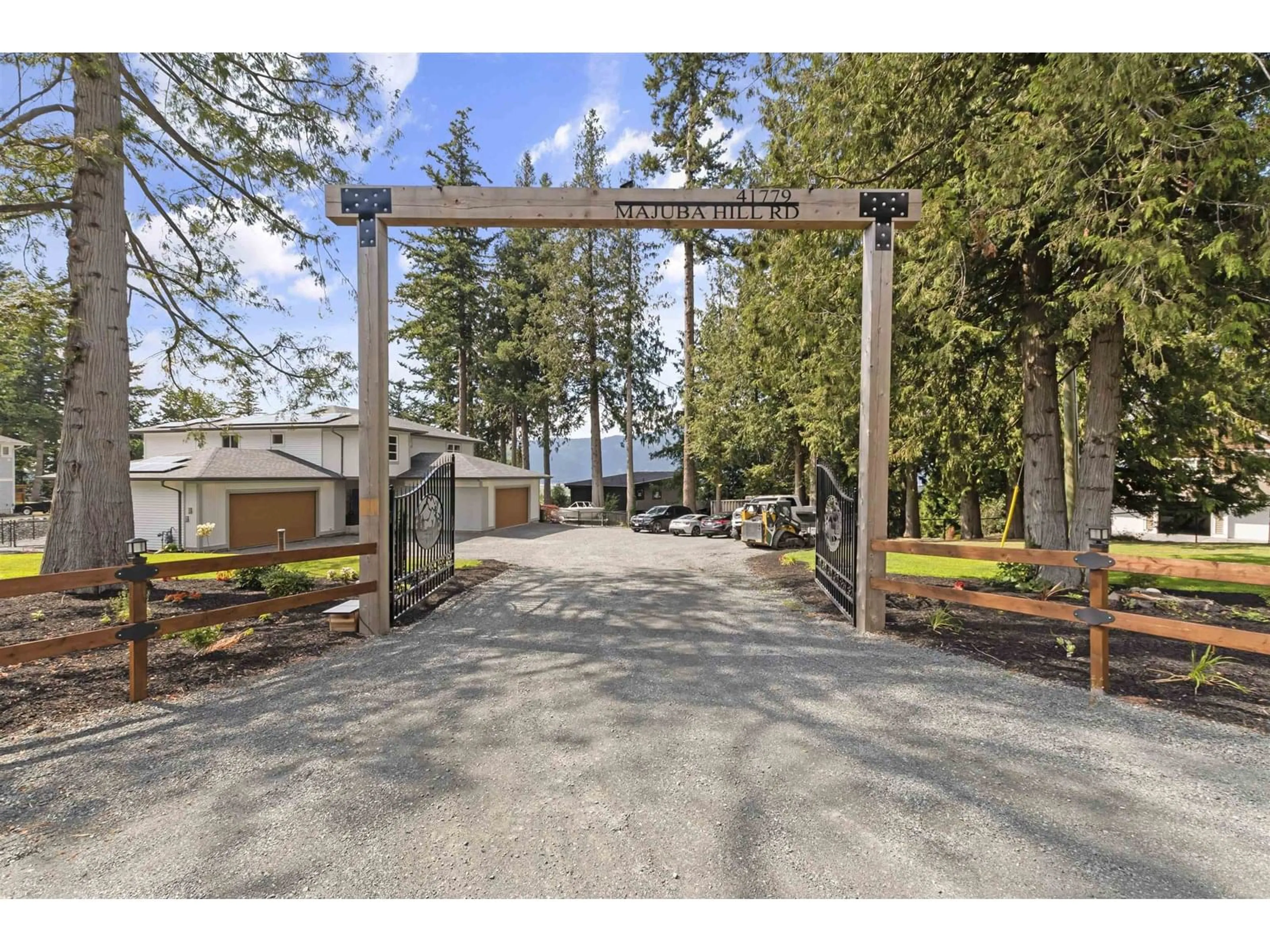Unknown for 41779 MAJUBA HILL ROAD, Yarrow British Columbia V2R5G8