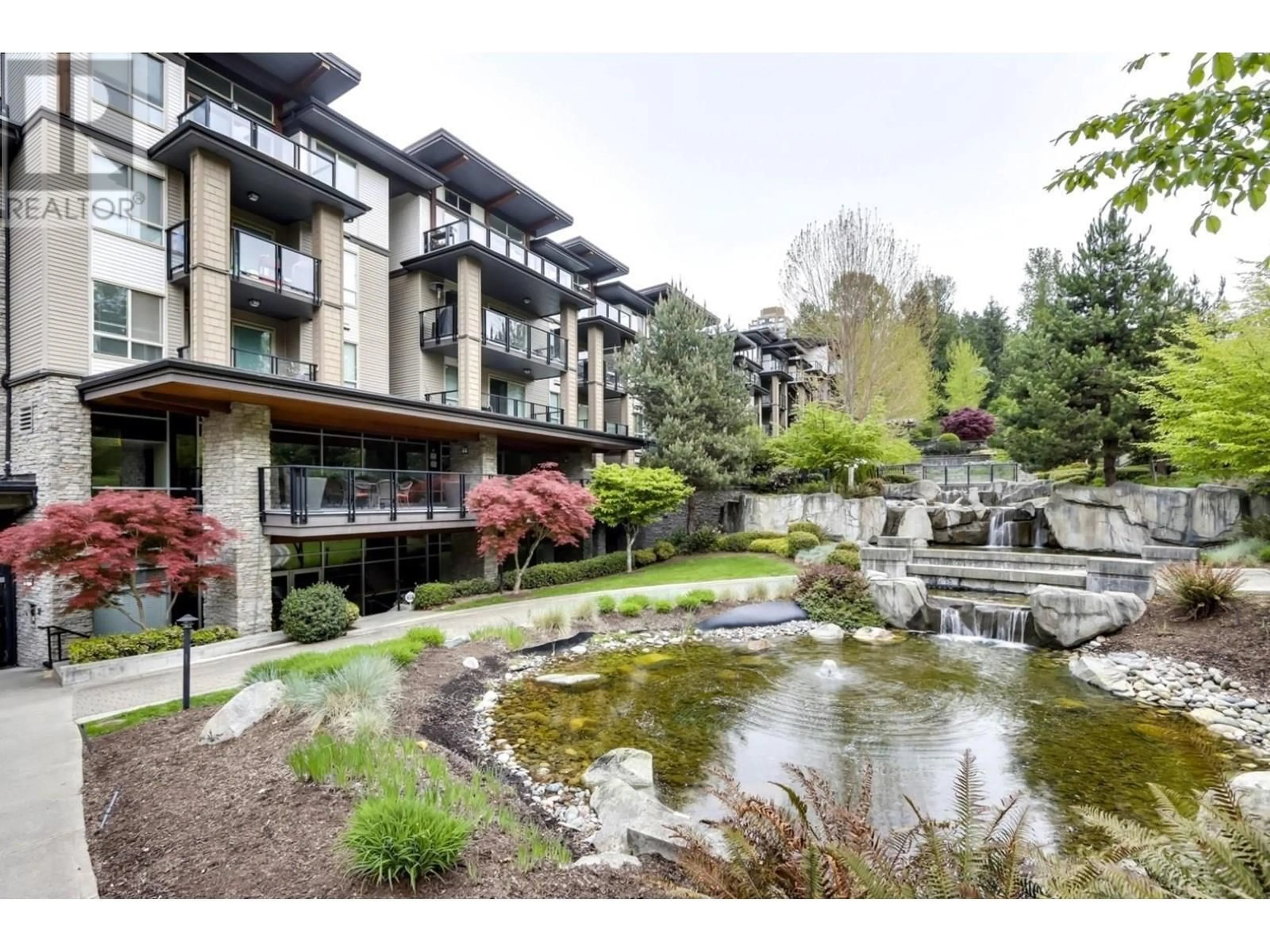 Patio, water/lake/river/ocean view for 405 - 7478 BYRNEPARK WALK, Burnaby British Columbia V3N0B5