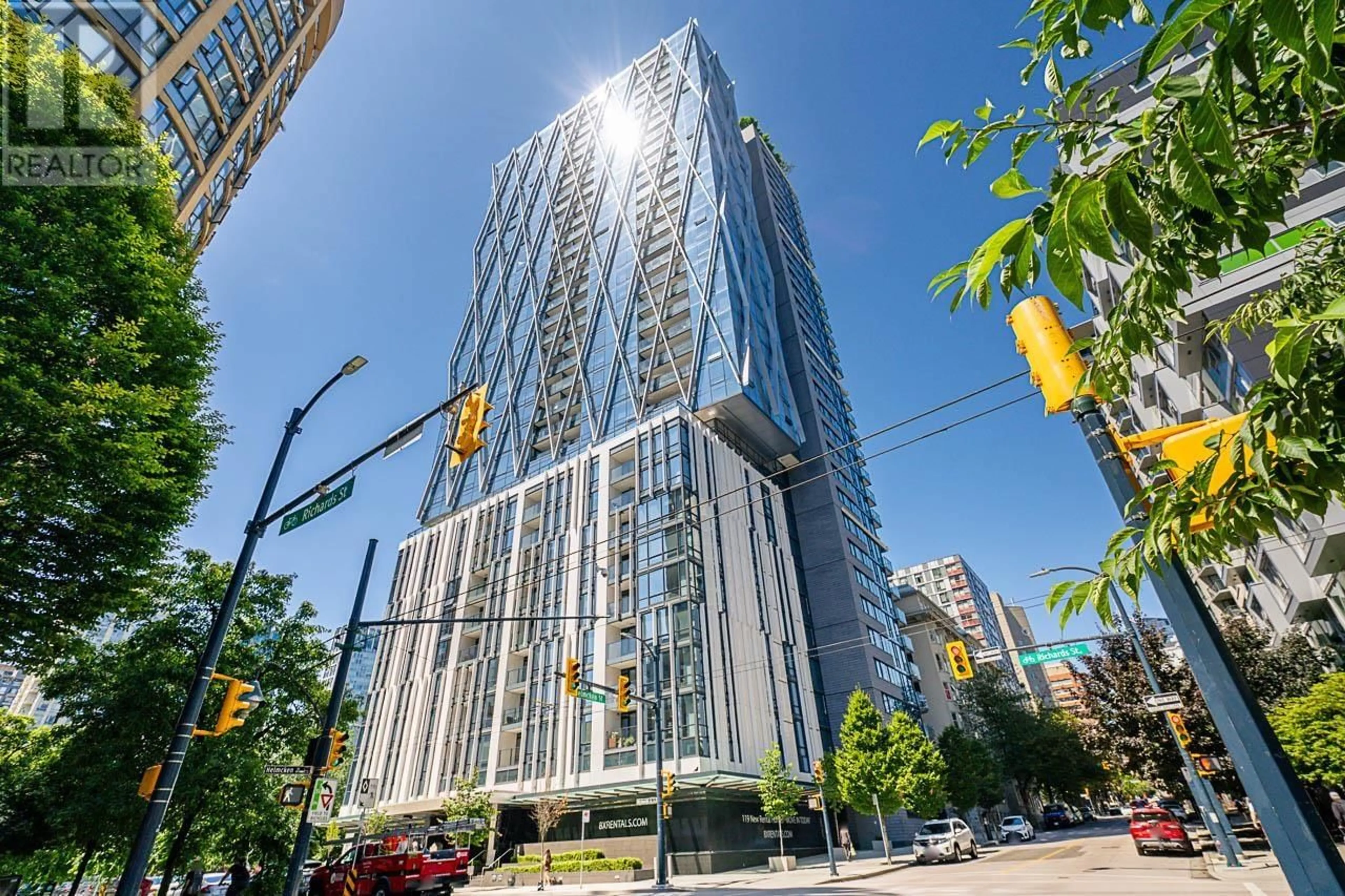 Indoor foyer for 2804 - 1111 RICHARDS STREET, Vancouver British Columbia V6B0S3