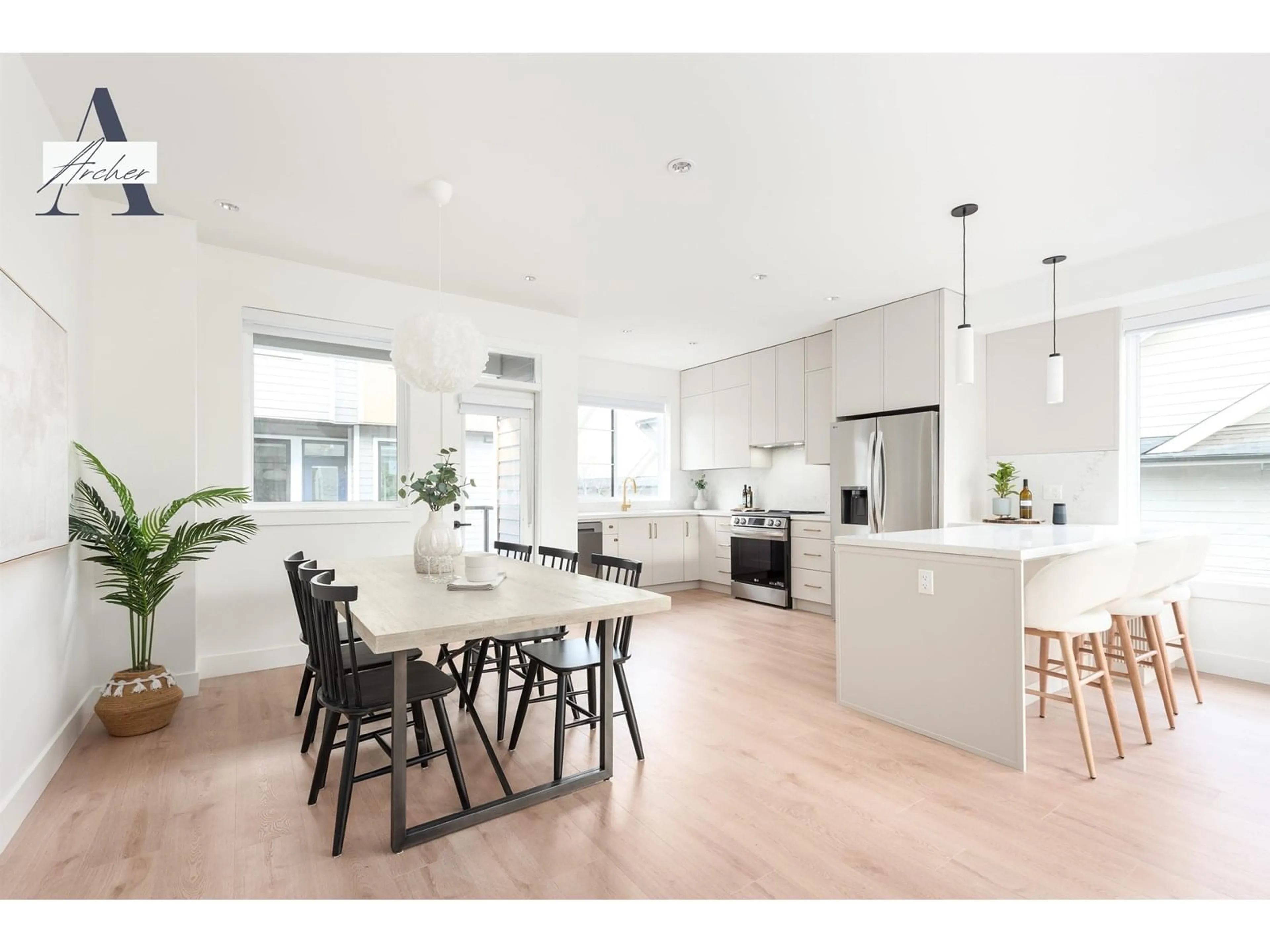 Open concept kitchen, wood/laminate floor for 55 - 14285 64, Surrey British Columbia V3W1Z2
