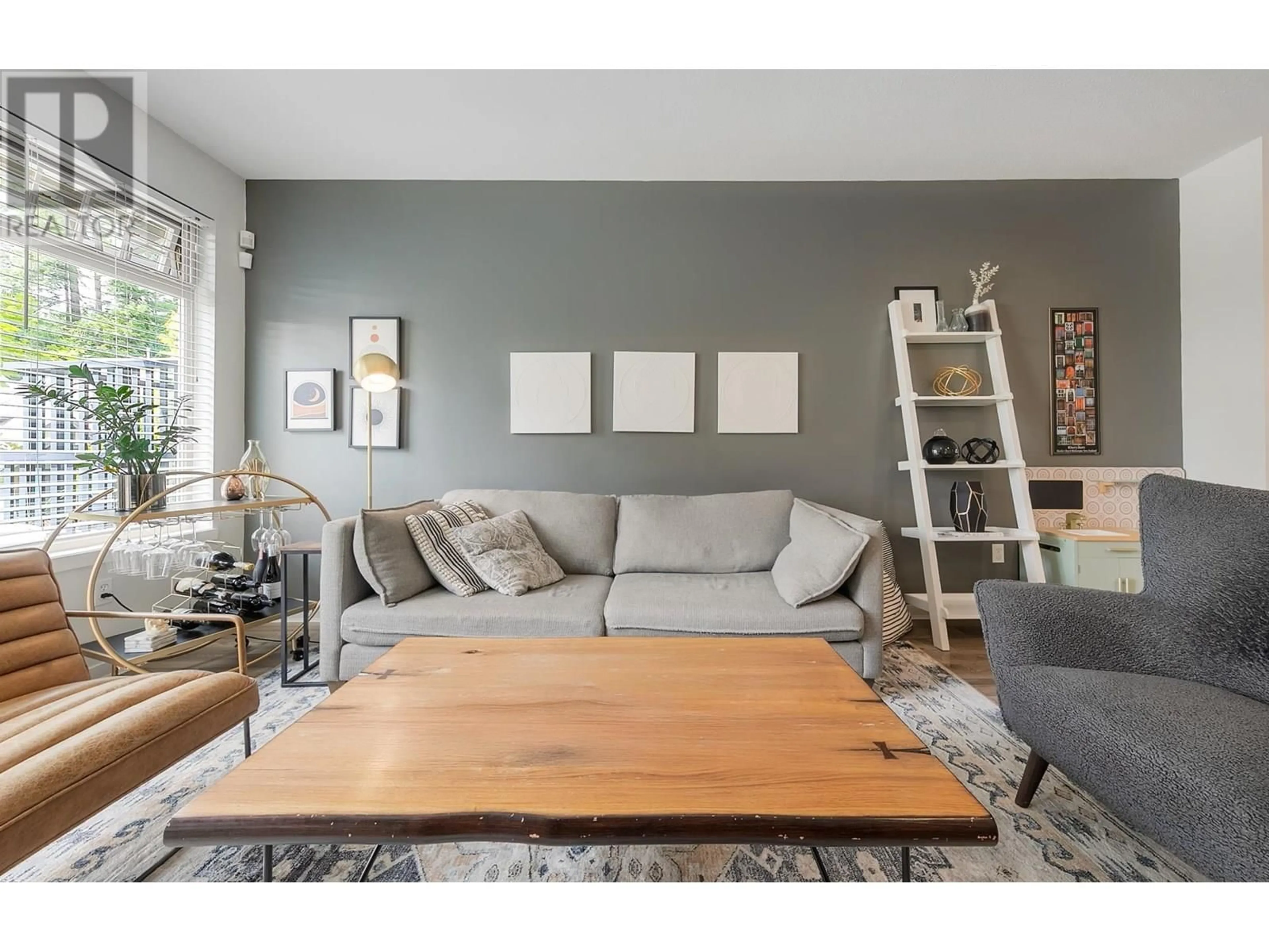 Living room with furniture, wood/laminate floor for 19 - 55 HAWTHORN DRIVE, Port Moody British Columbia V3H0B3