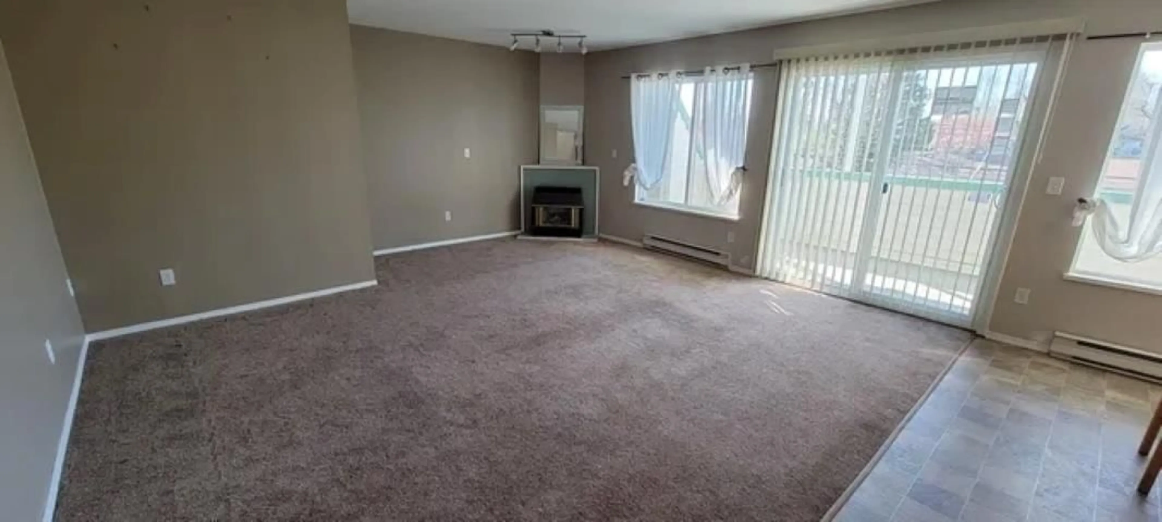A pic of a room for 201 - 27262 FRASER, Langley British Columbia V4W3P8