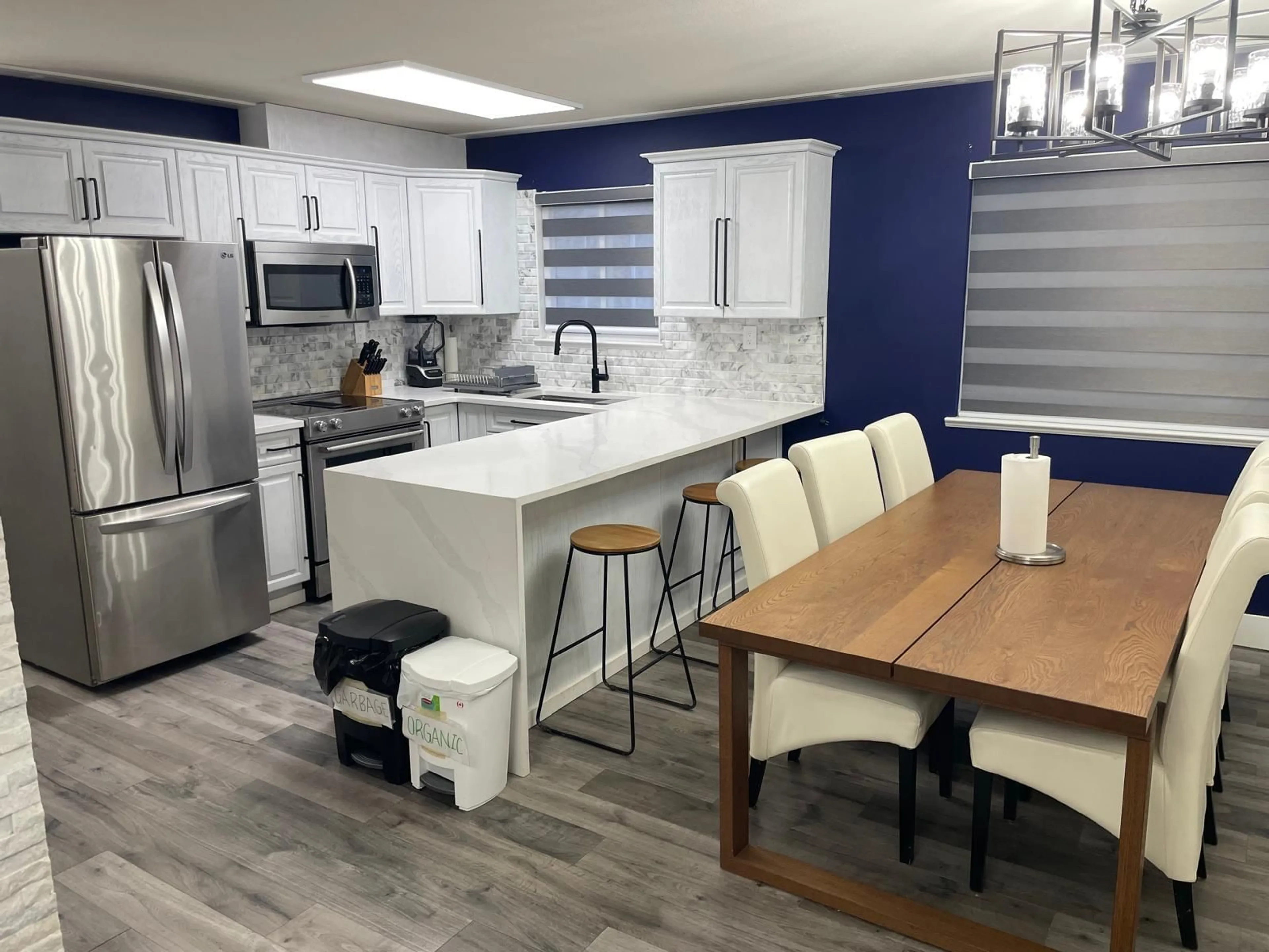 Open concept kitchen, unknown for 14784 GORDON, White Rock British Columbia V4B2A7