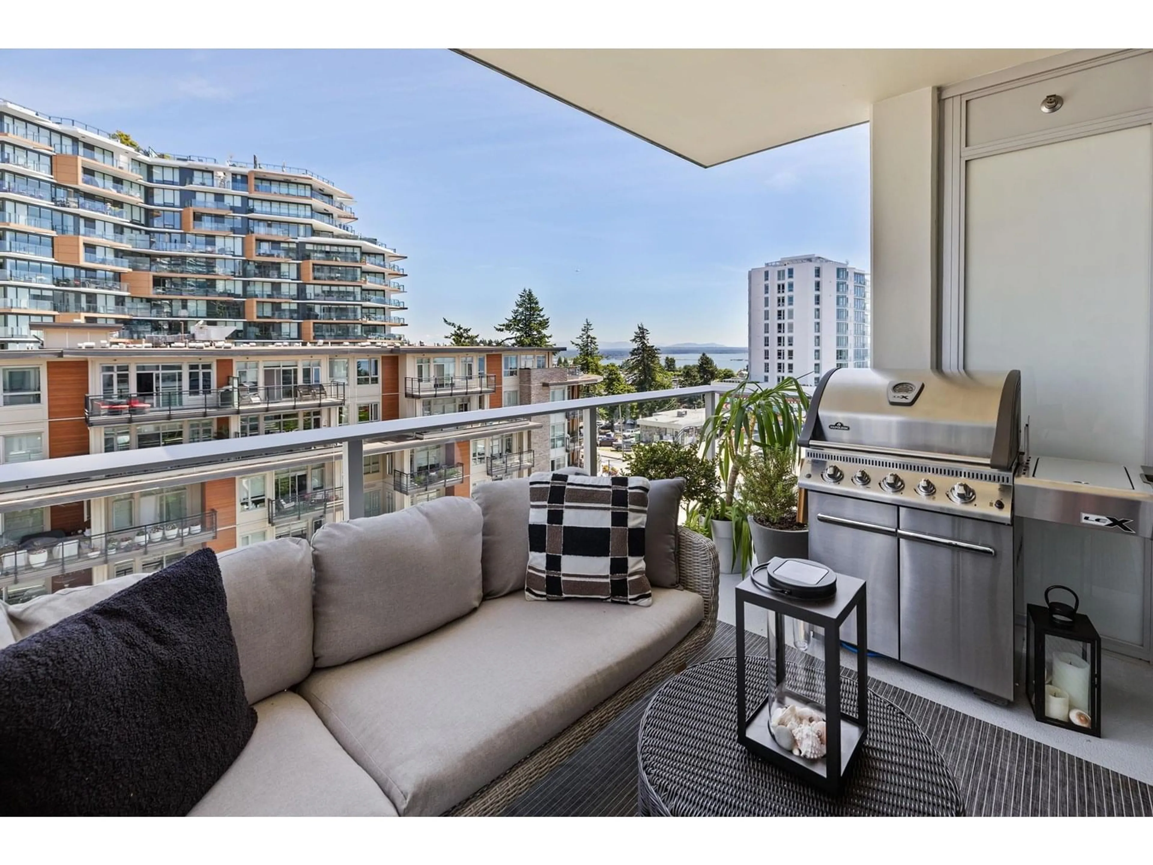 Balcony in the apartment, water/lake/river/ocean view for 605 - 1441 JOHNSTON, White Rock British Columbia V4B3Z4