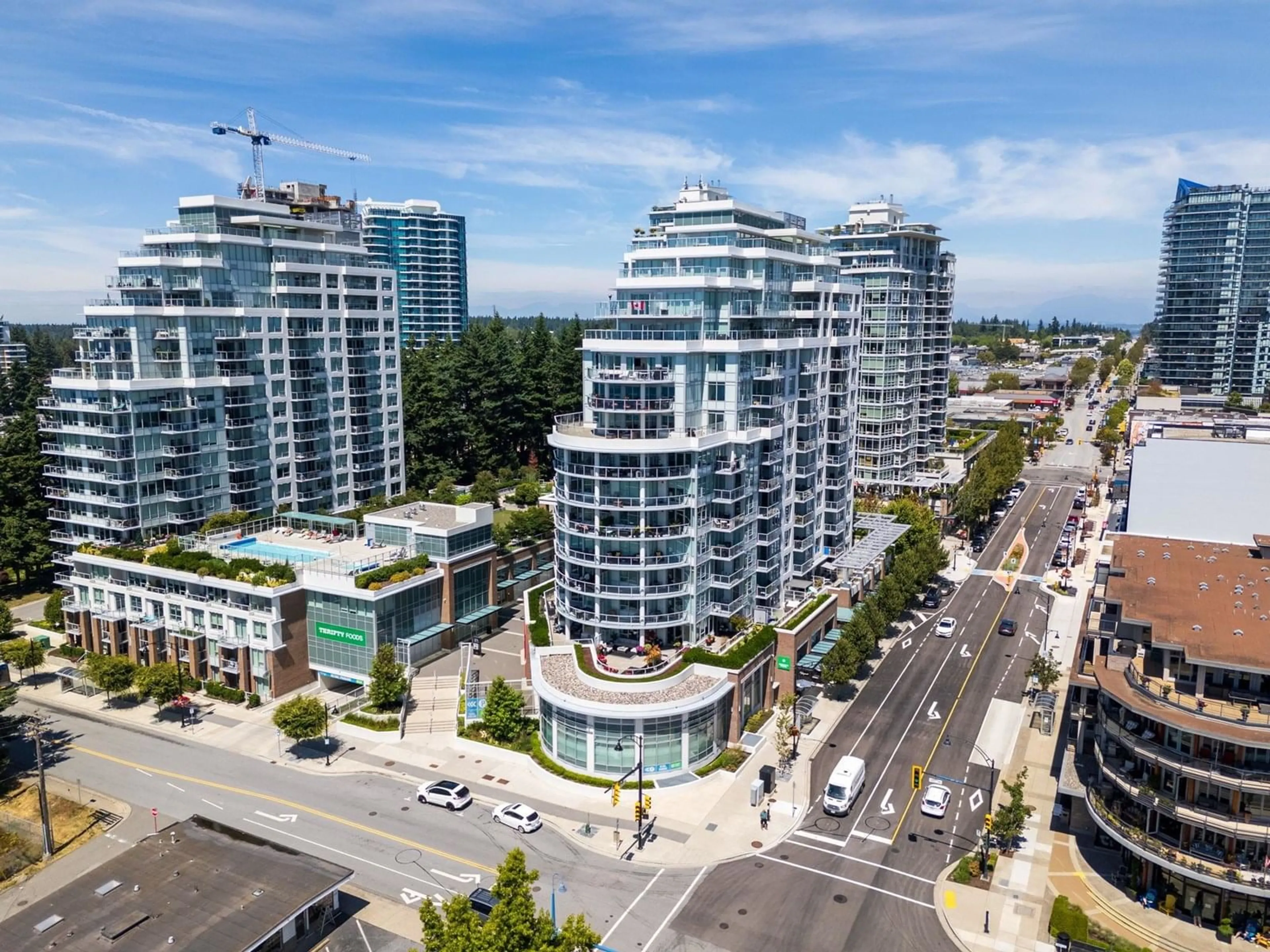 A pic from outside/outdoor area/front of a property/back of a property/a pic from drone, city buildings view from balcony for 605 - 1441 JOHNSTON, White Rock British Columbia V4B3Z4