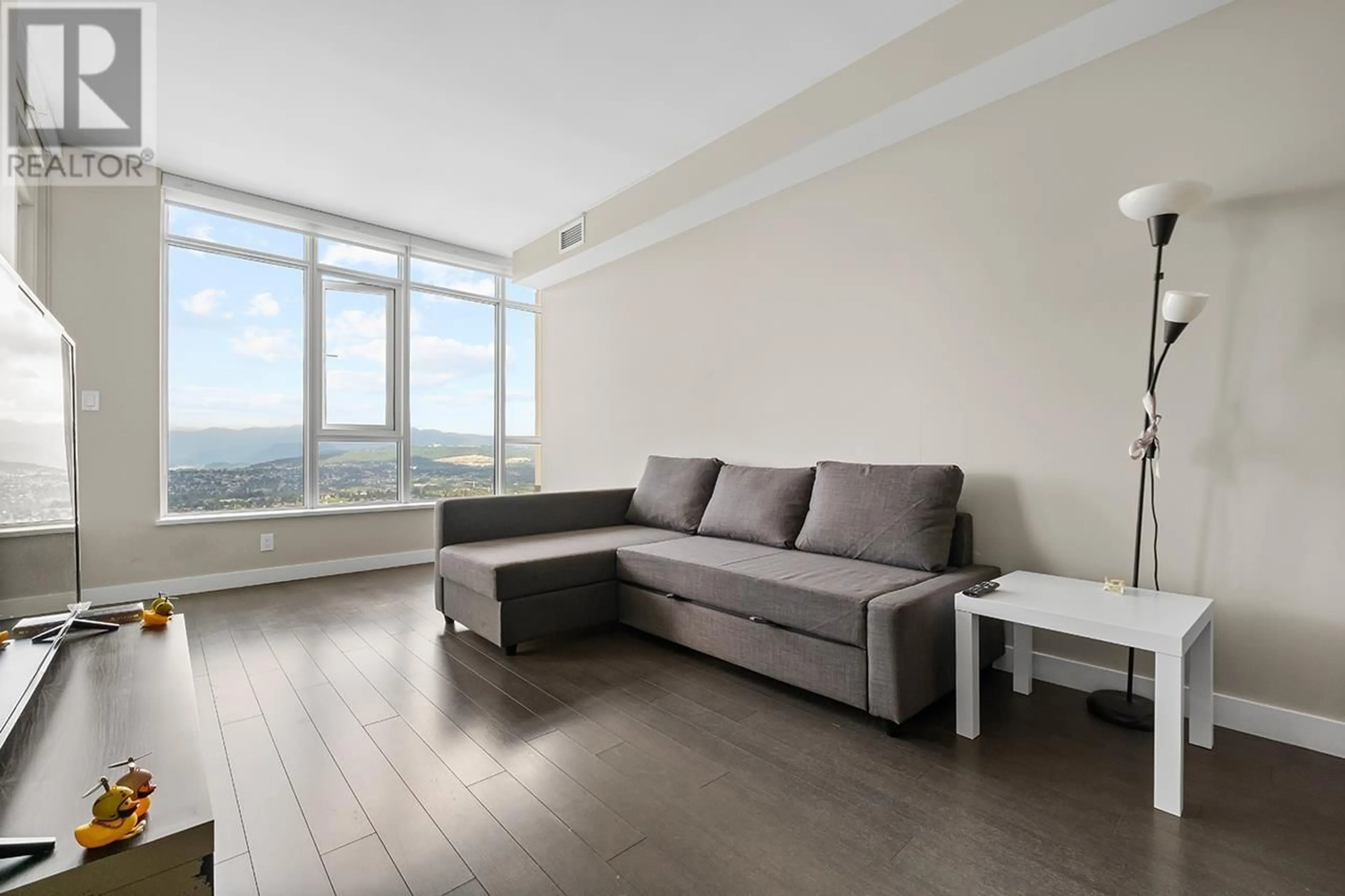 Living room with furniture, unknown for 3808 - 4508 HAZEL STREET, Burnaby British Columbia V5H0E4