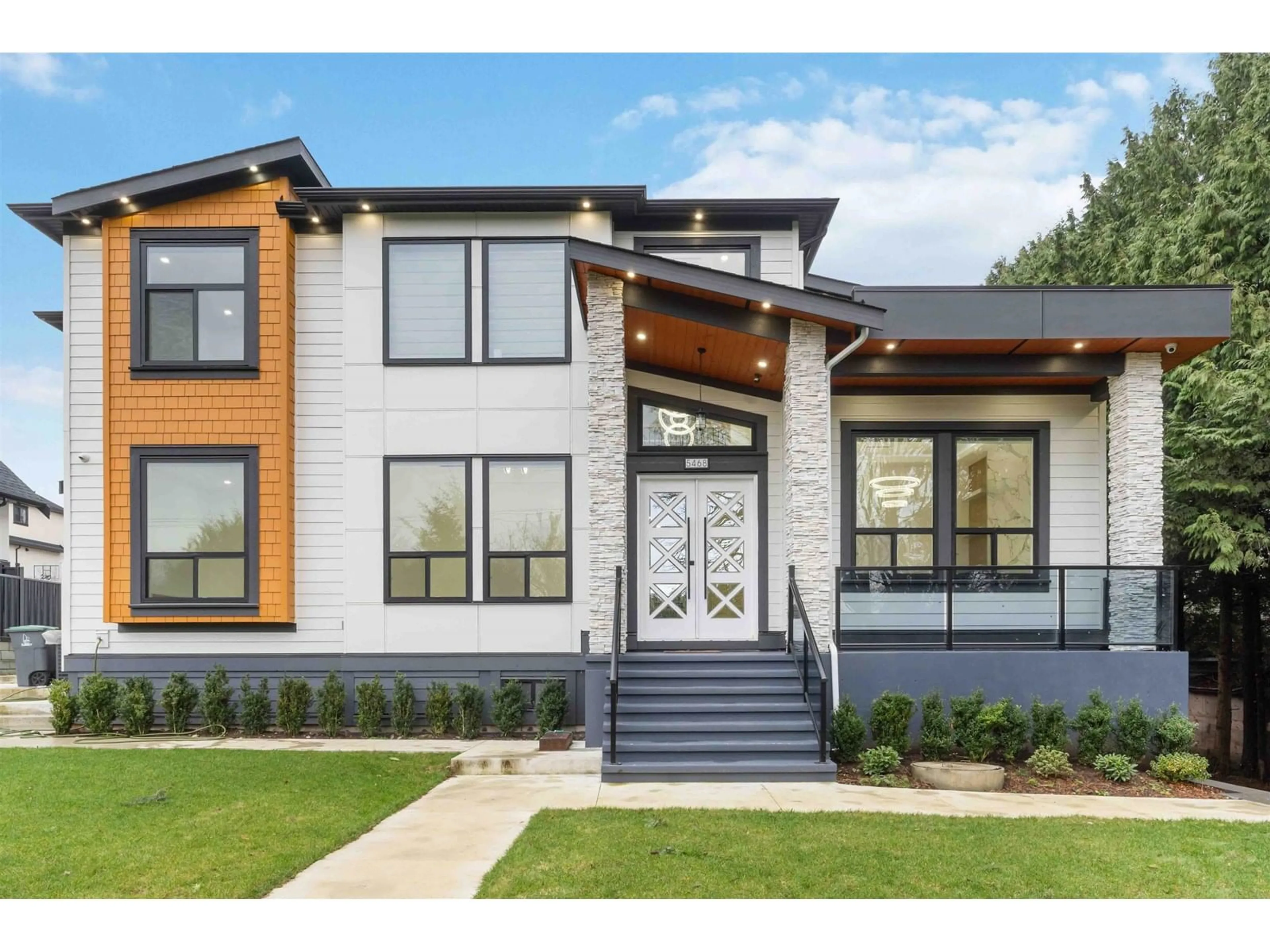 Home with vinyl exterior material, street for 5468 184, Surrey British Columbia V3S1E1