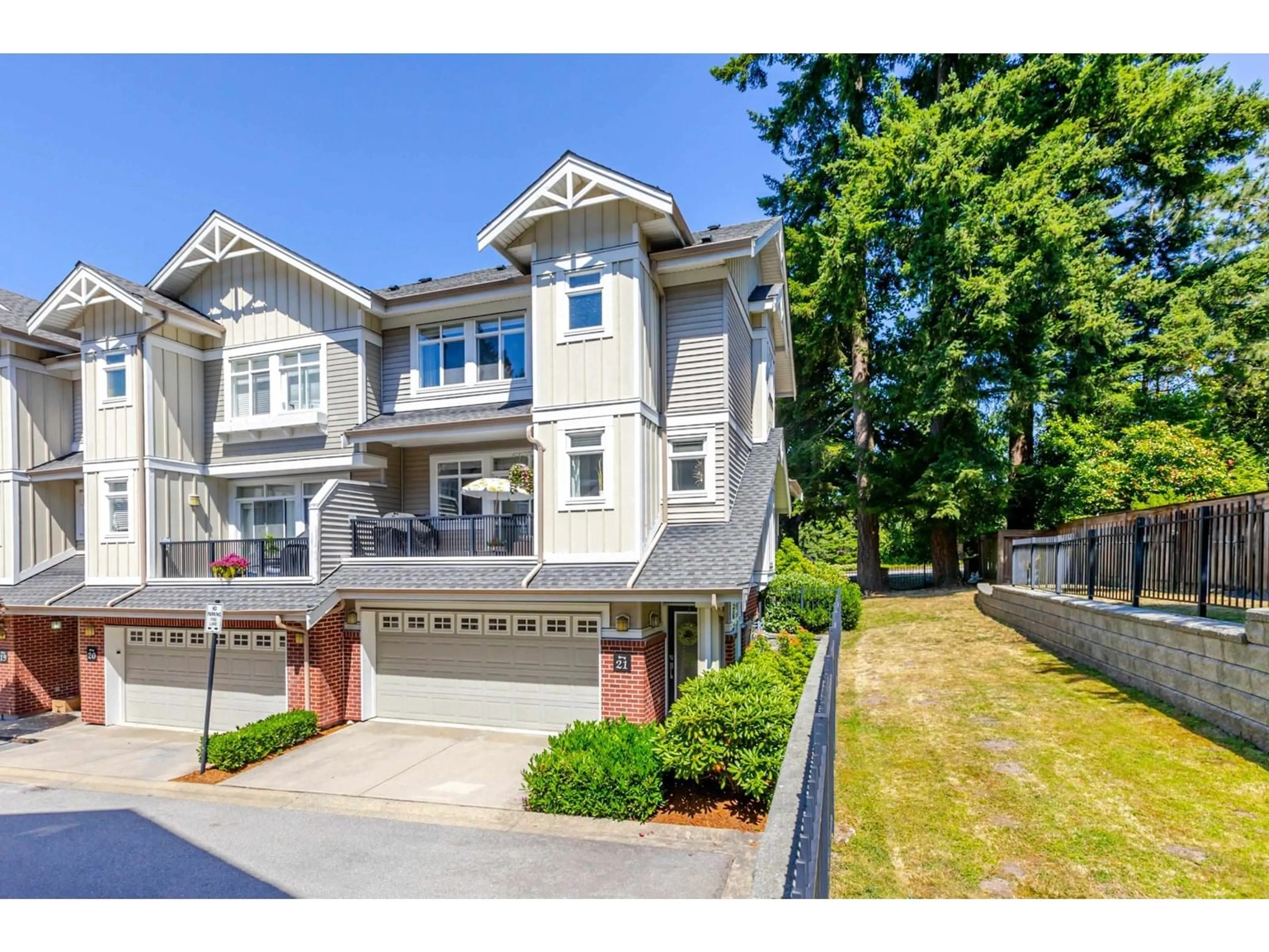 Unknown for 21 - 2925 KING GEORGE, Surrey British Columbia V4P1B8