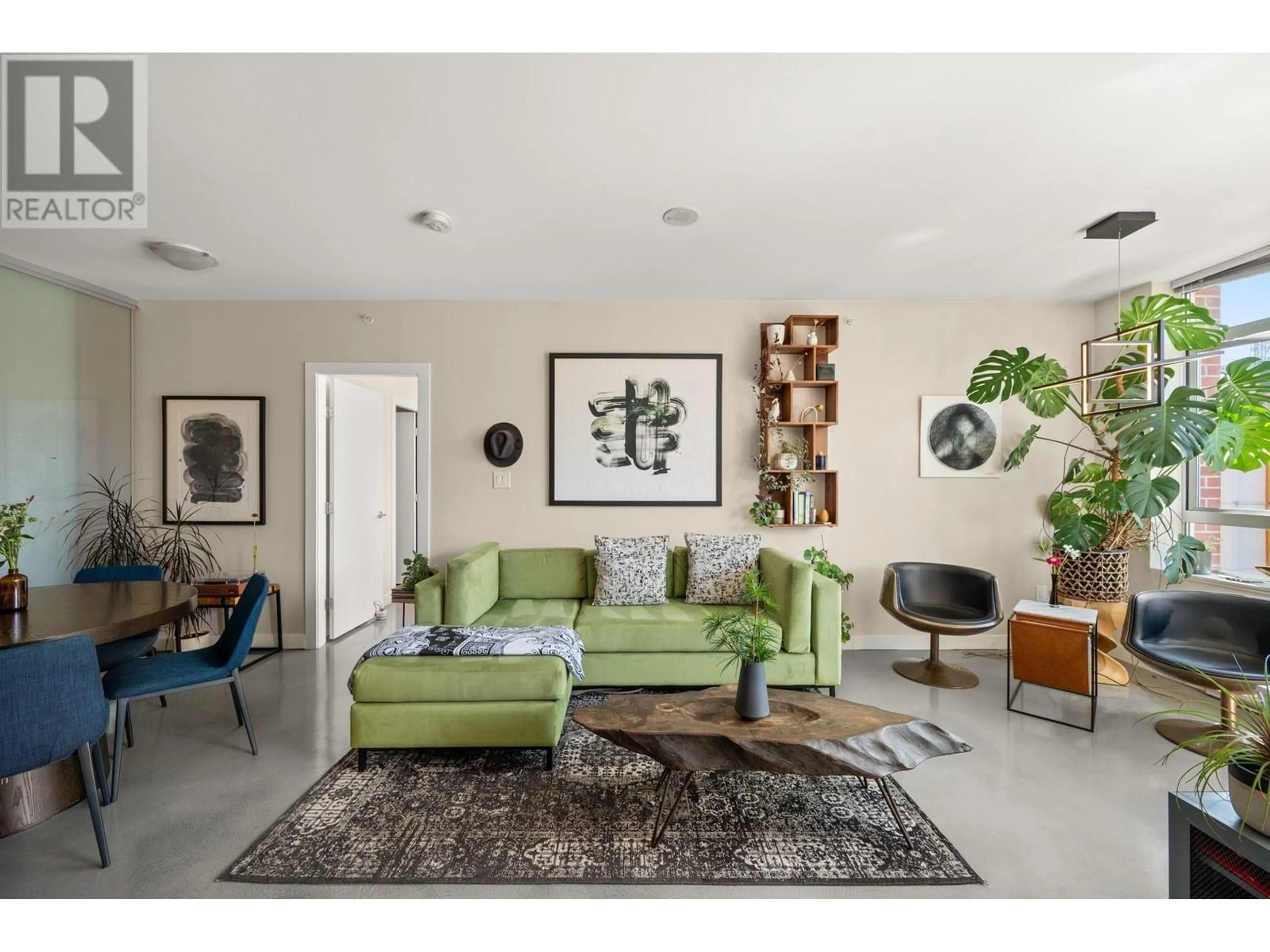 Living room with furniture, unknown for 315 - 221 UNION STREET, Vancouver British Columbia V6A0B4