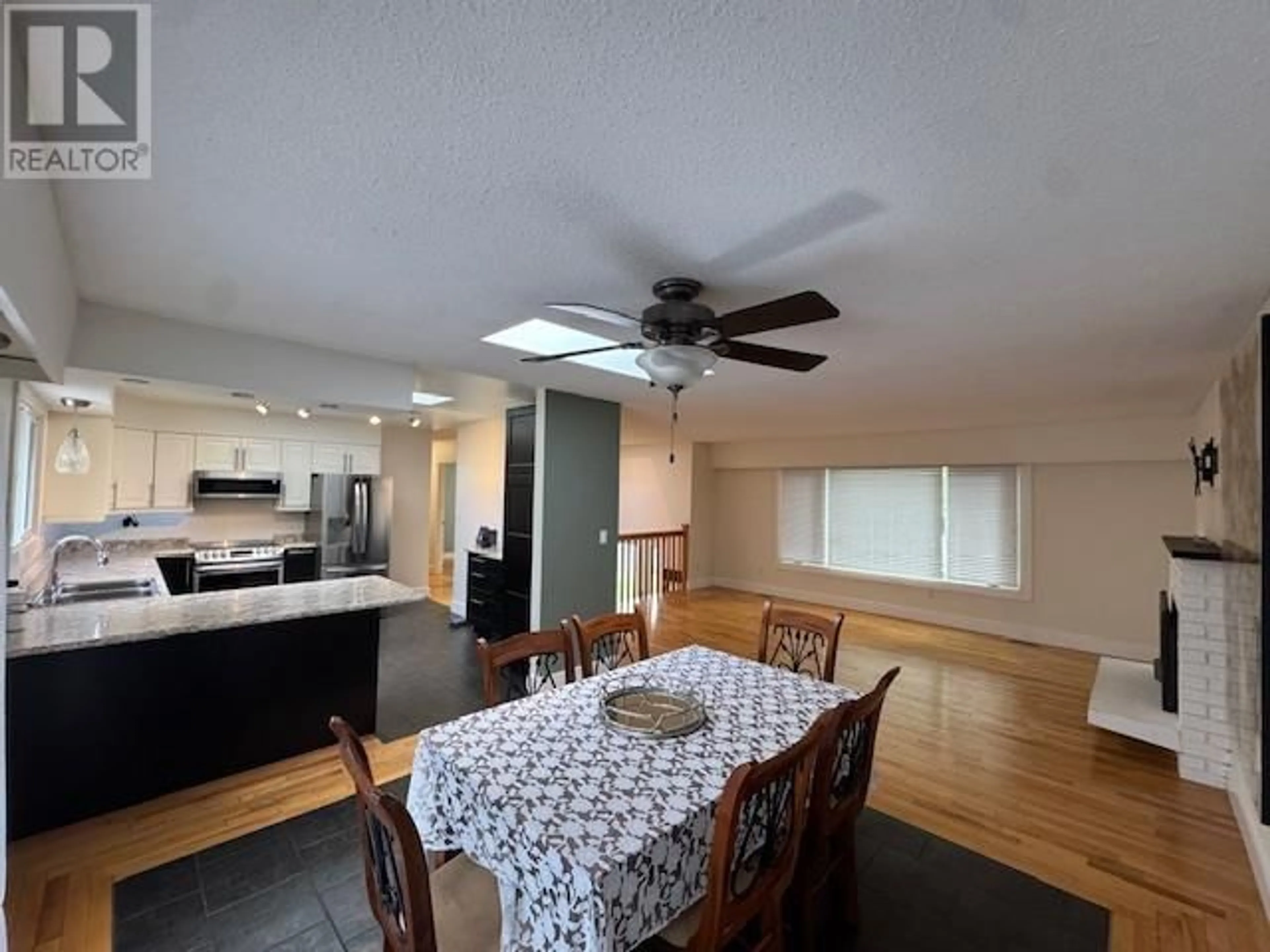 Unknown for 2892 MCGILL CRESCENT, Prince George British Columbia V2N1Z6