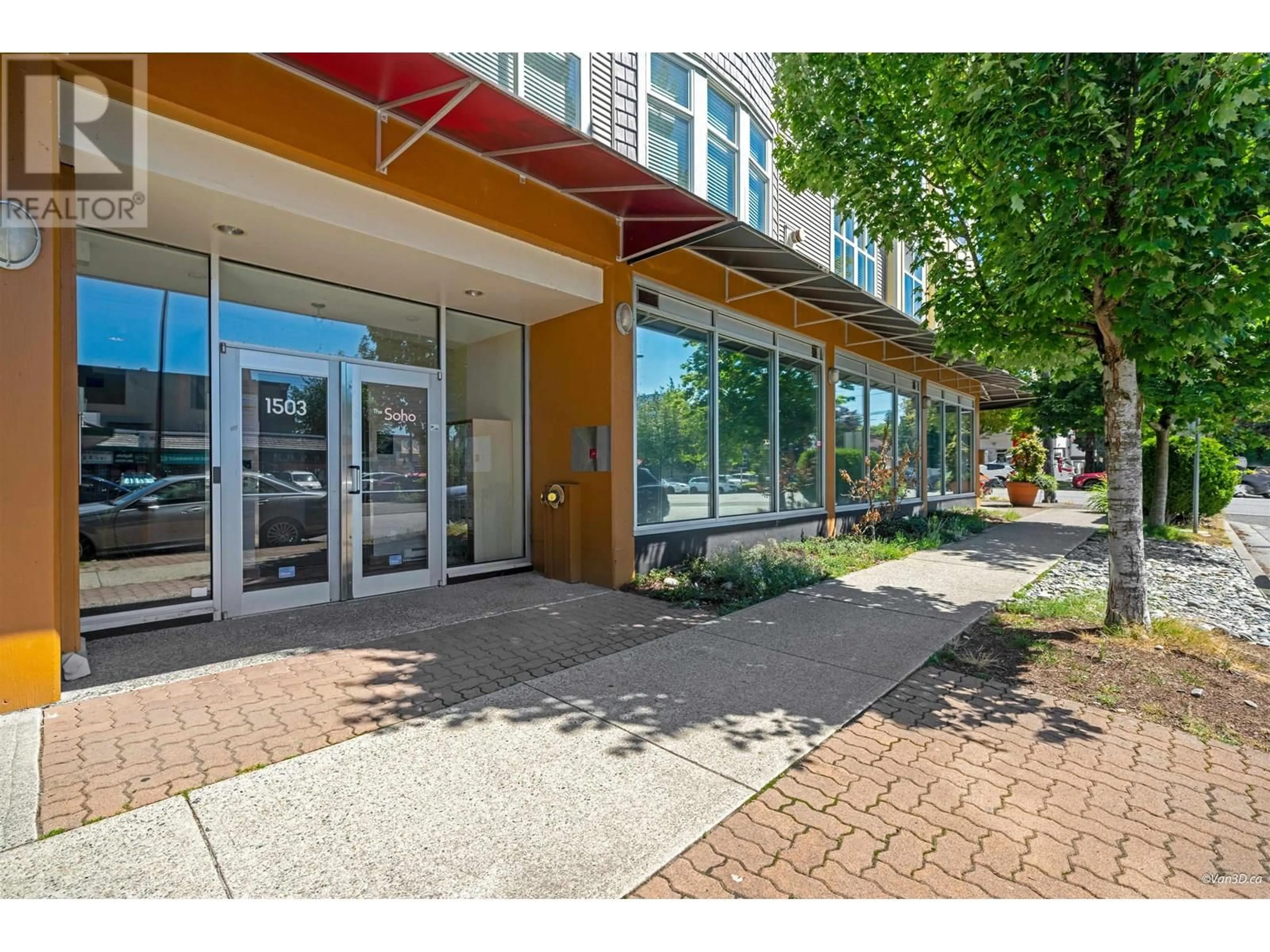 Indoor foyer for 310 - 1503 65TH AVENUE, Vancouver British Columbia V6P6Y8