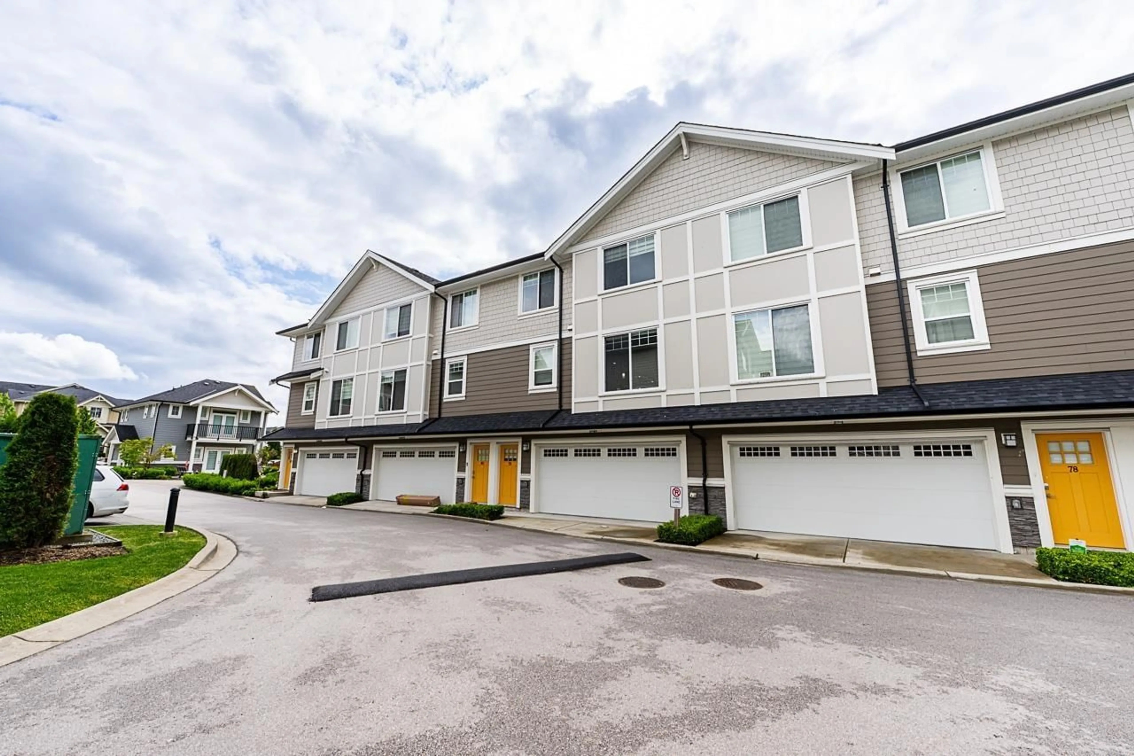 A pic from outside/outdoor area/front of a property/back of a property/a pic from drone, street for 79 - 19501 74, Surrey British Columbia V4N6V7