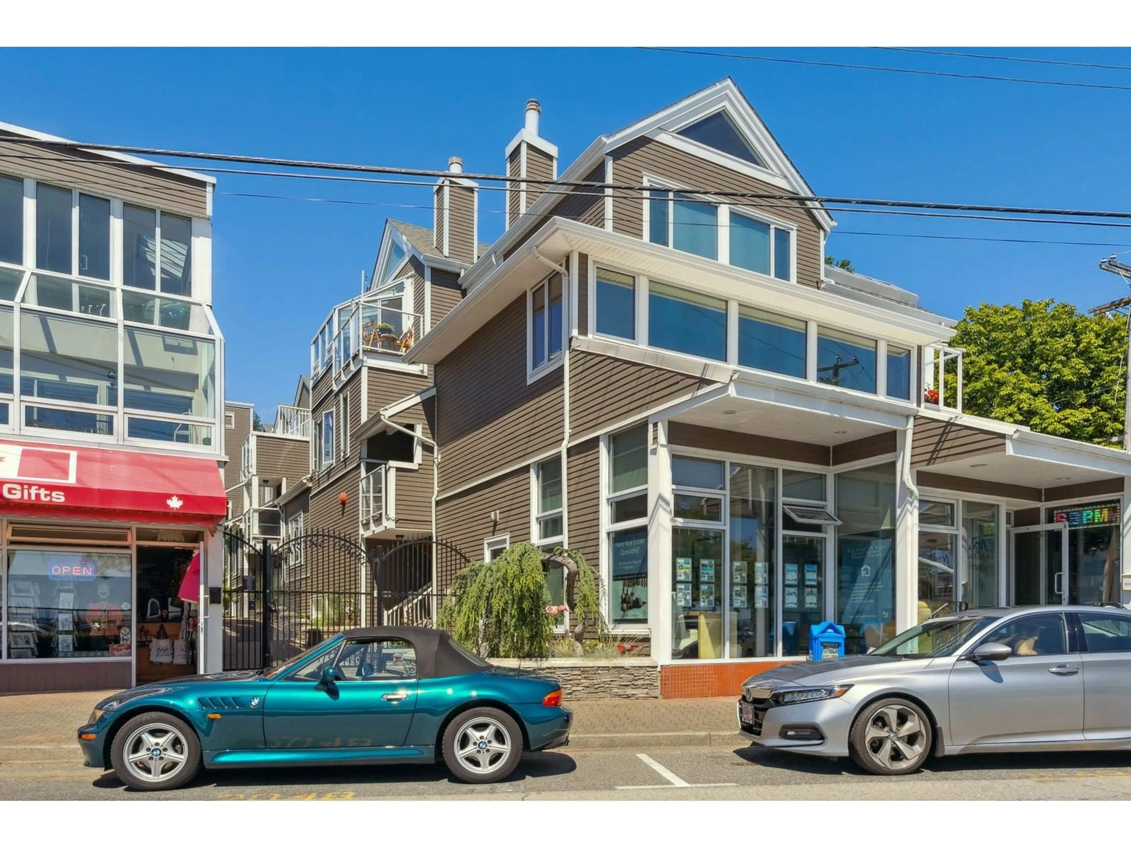Unknown for 1107 ELM, White Rock British Columbia V4B1C1