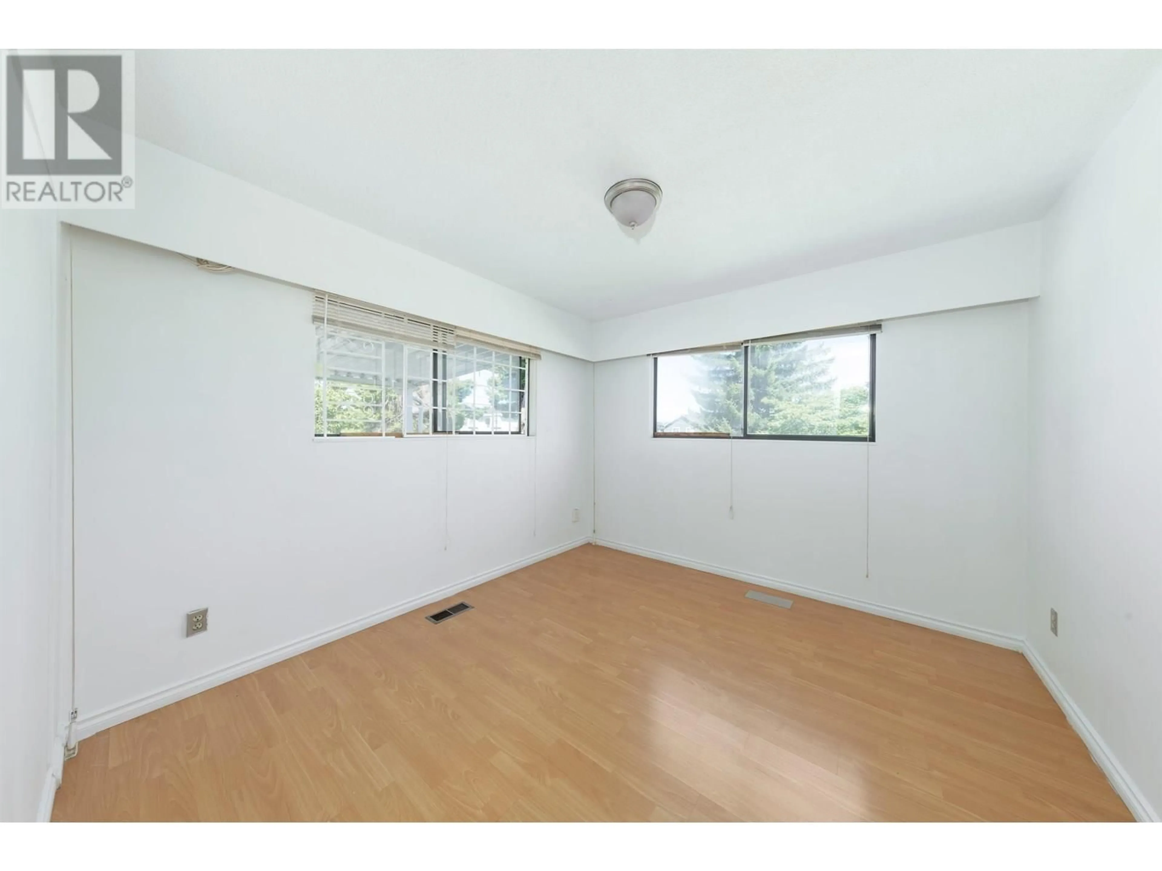 A pic of a room for 5591 CLARENDON STREET, Vancouver British Columbia V5R3K1