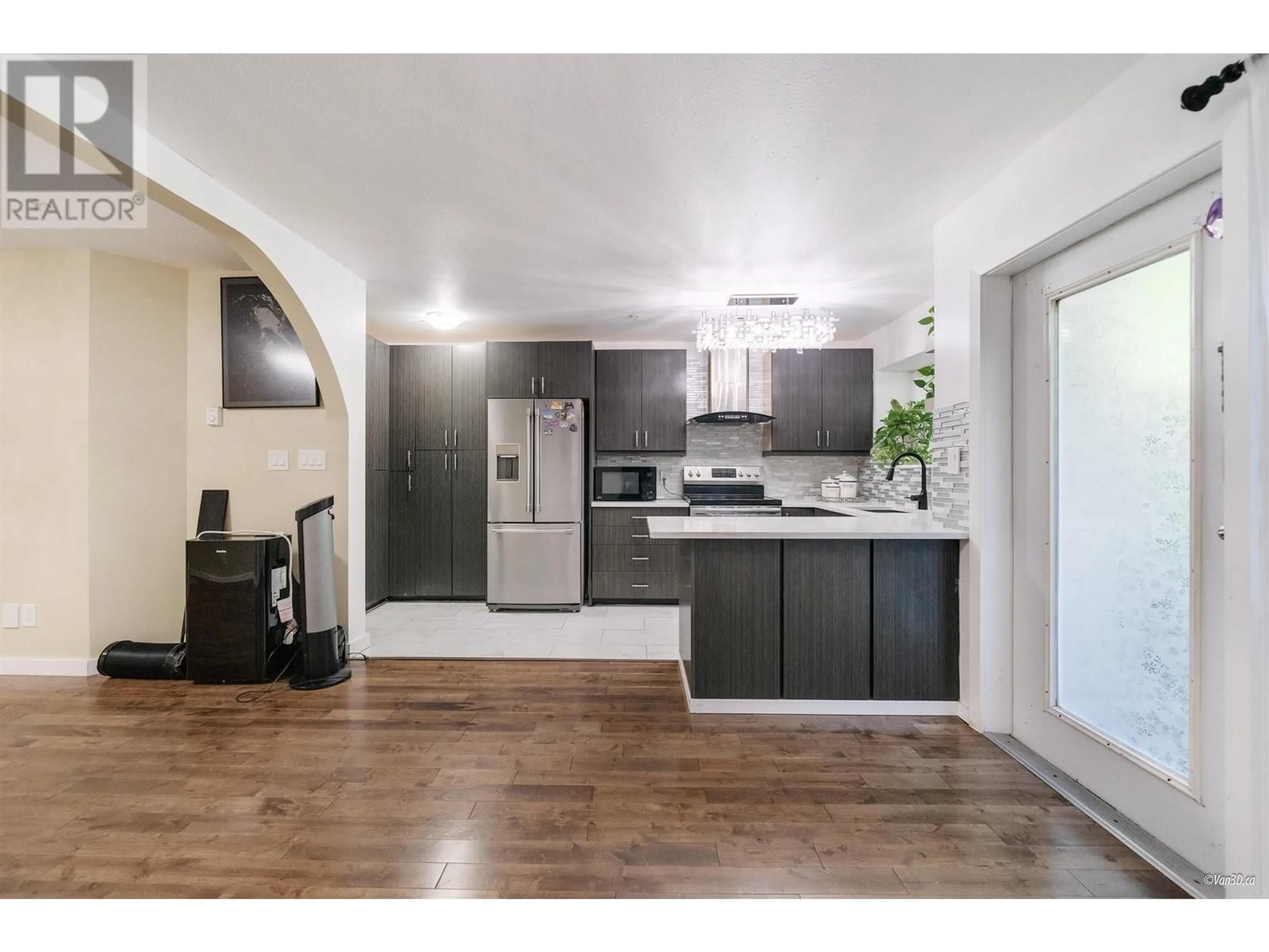 Open concept kitchen, wood/laminate floor for 38 - 12449 191 STREET, Pitt Meadows British Columbia V3Y2R4