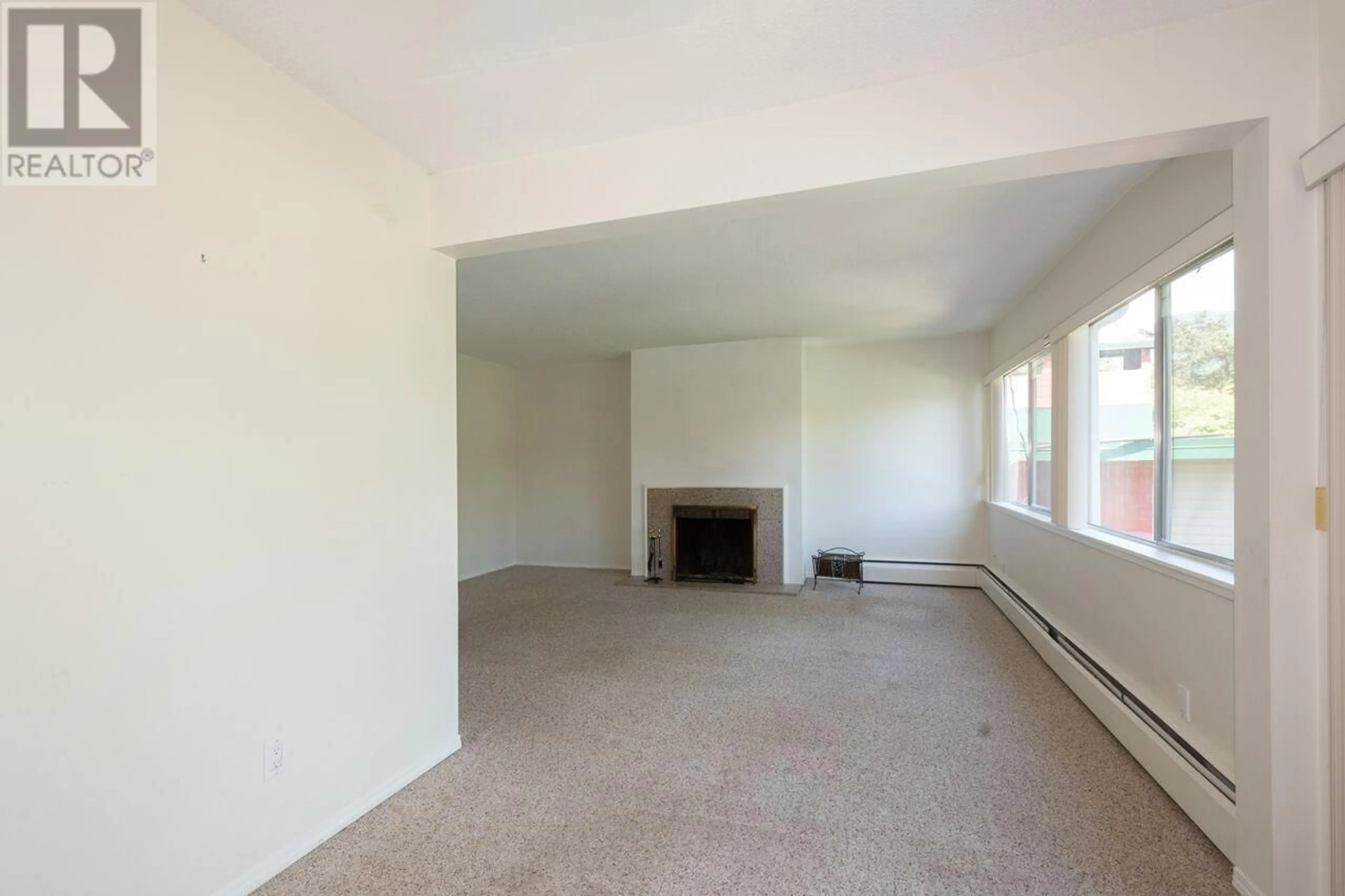 A pic of a room for 842 WESTVIEW CRESCENT, North Vancouver British Columbia V7N3Y1