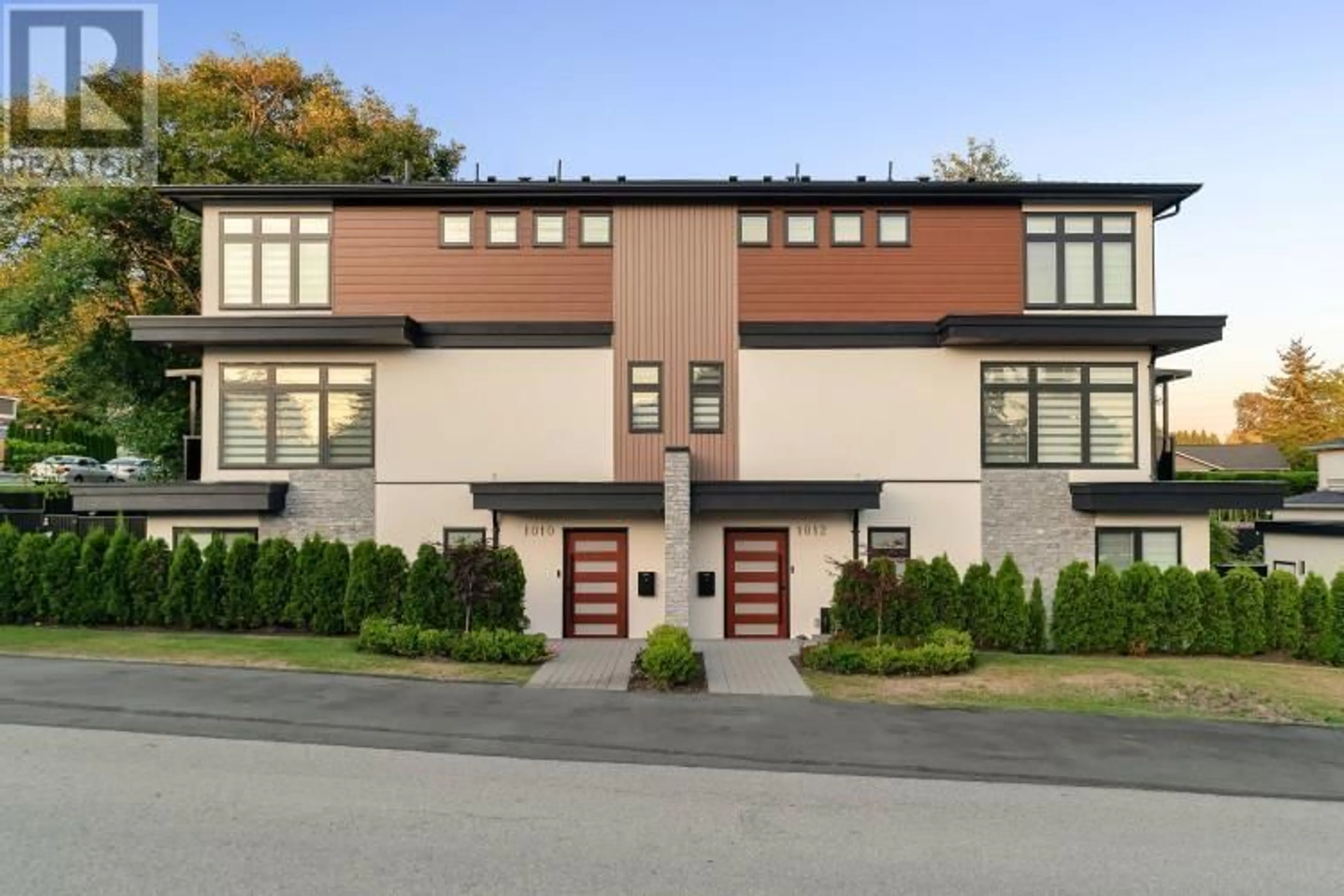 Home with brick exterior material, street for 1010 AUGUSTA AVENUE, Burnaby British Columbia V5A2V4