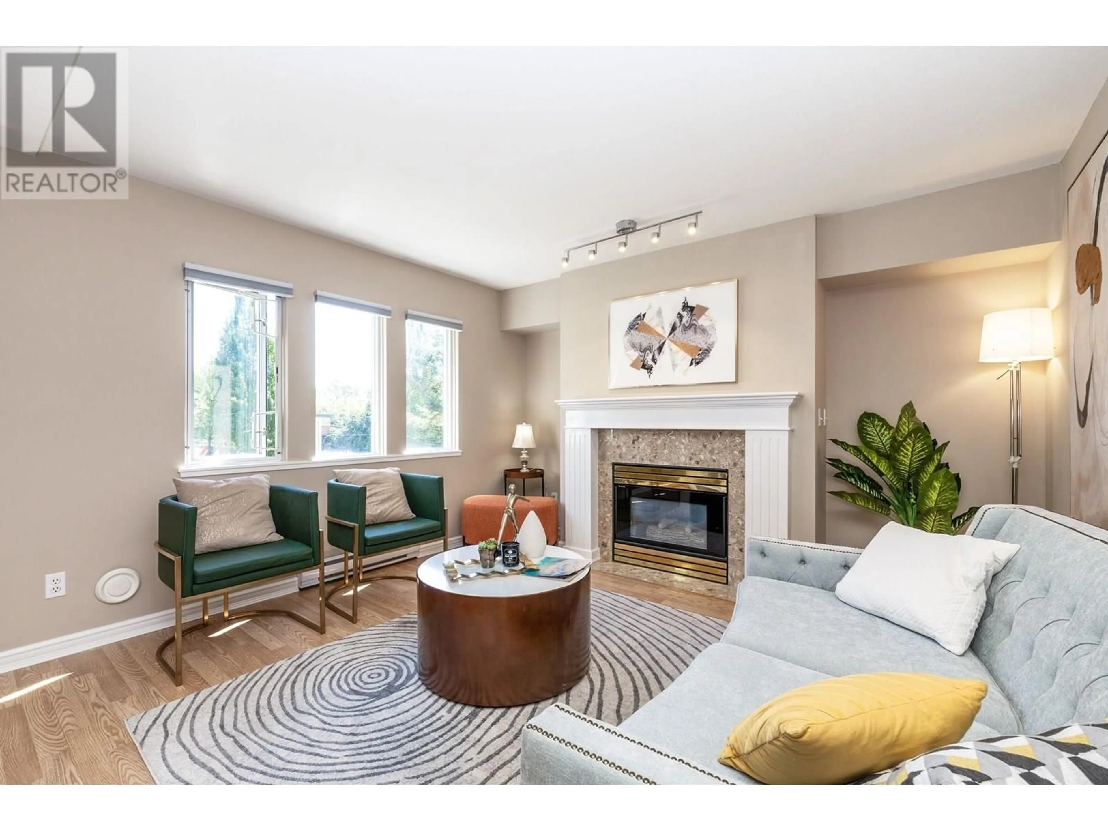 Living room with furniture, unknown for 68 - 202 LAVAL STREET, Coquitlam British Columbia V3K6X6