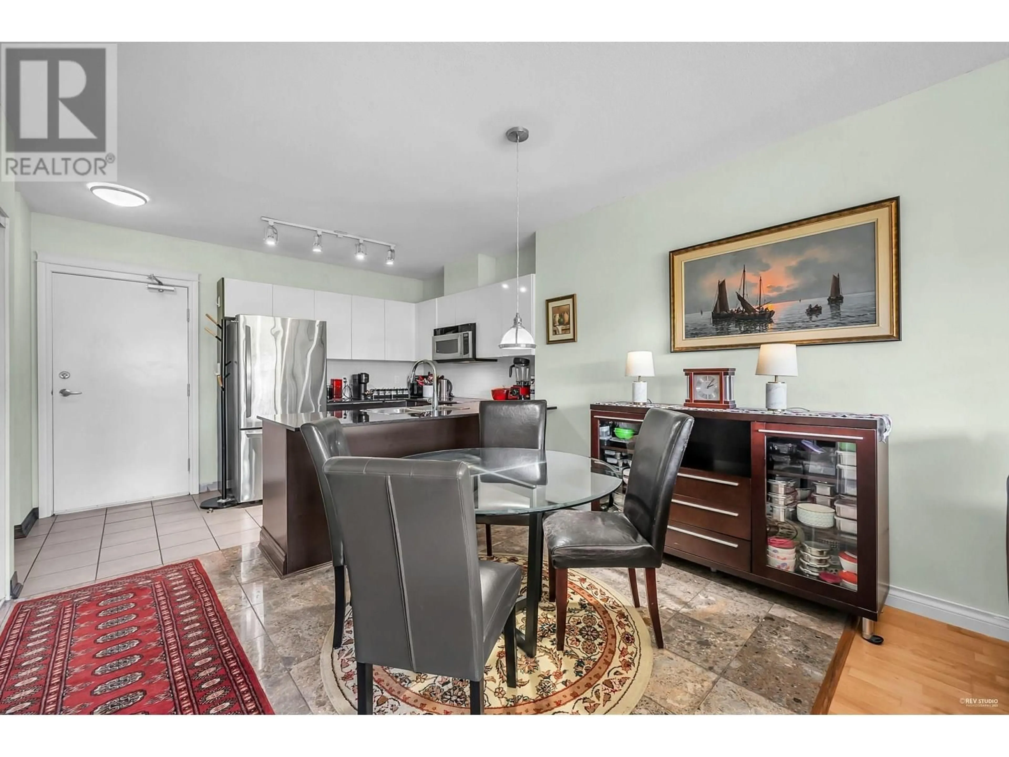 Open concept kitchen, ceramic/tile floor for 202 - 4178 DAWSON STREET, Burnaby British Columbia V5C0A1