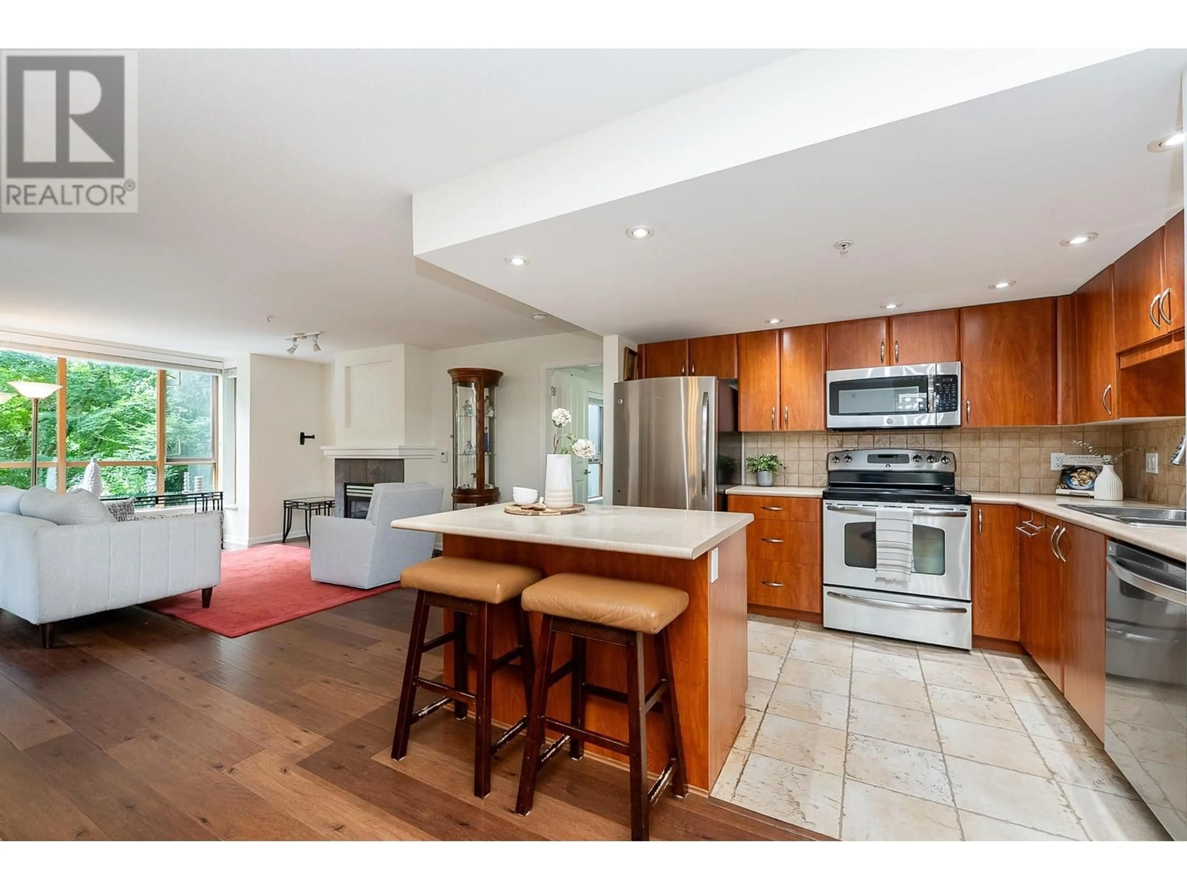 Open concept kitchen, unknown for 219 - 285 NEWPORT DRIVE, Port Moody British Columbia V3H5J6