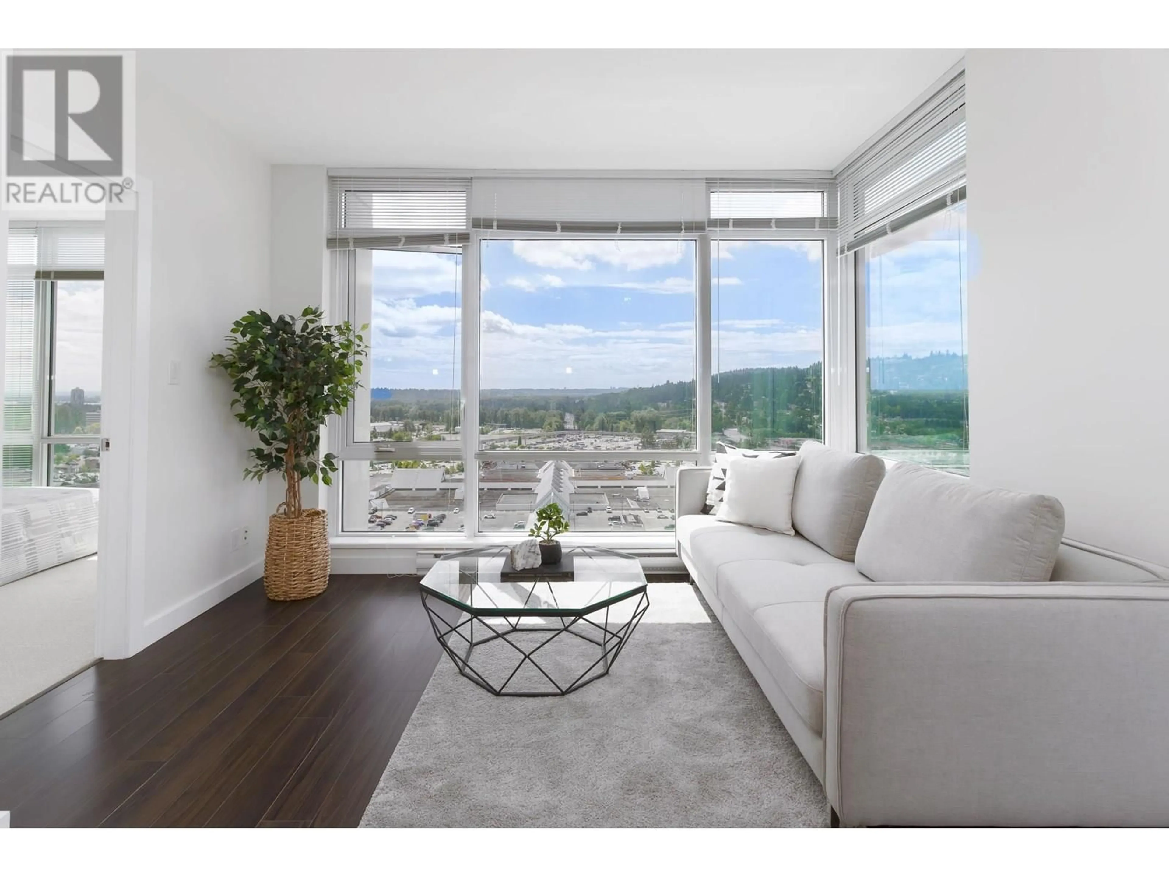Living room with furniture, unknown for 2307 - 2955 ATLANTIC AVENUE, Coquitlam British Columbia V3B0H9