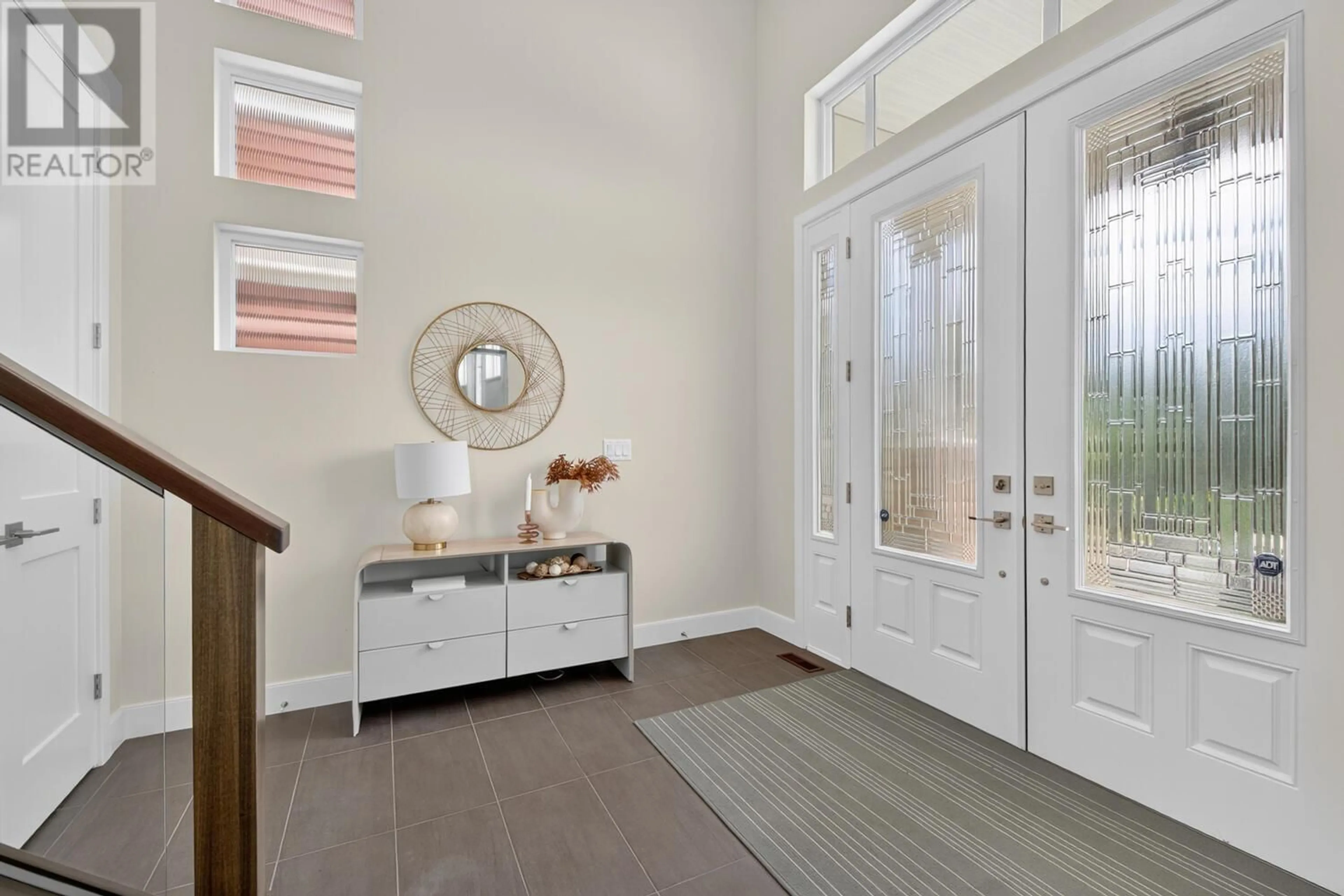 Indoor entryway for 3509 HADLEY WOOD, Coquitlam British Columbia V3E0K2