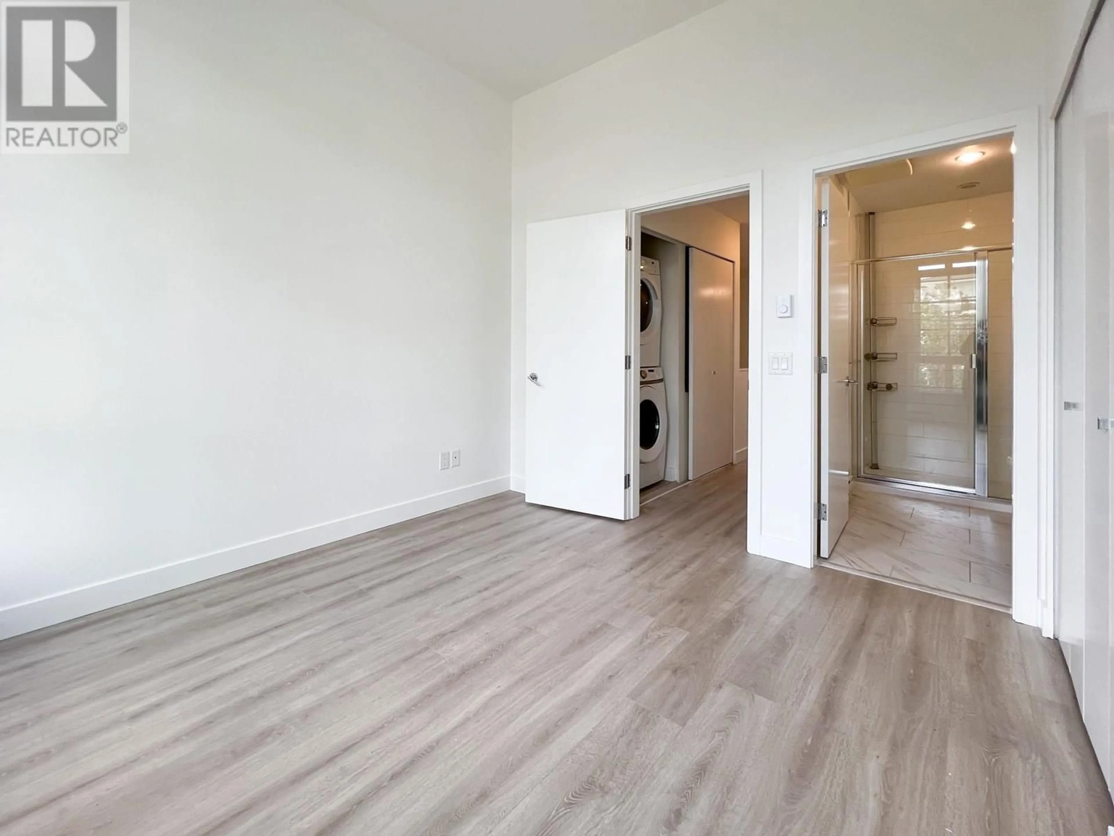 A pic of a room for 105 - 548 FOSTER AVENUE, Coquitlam British Columbia V3J0E2
