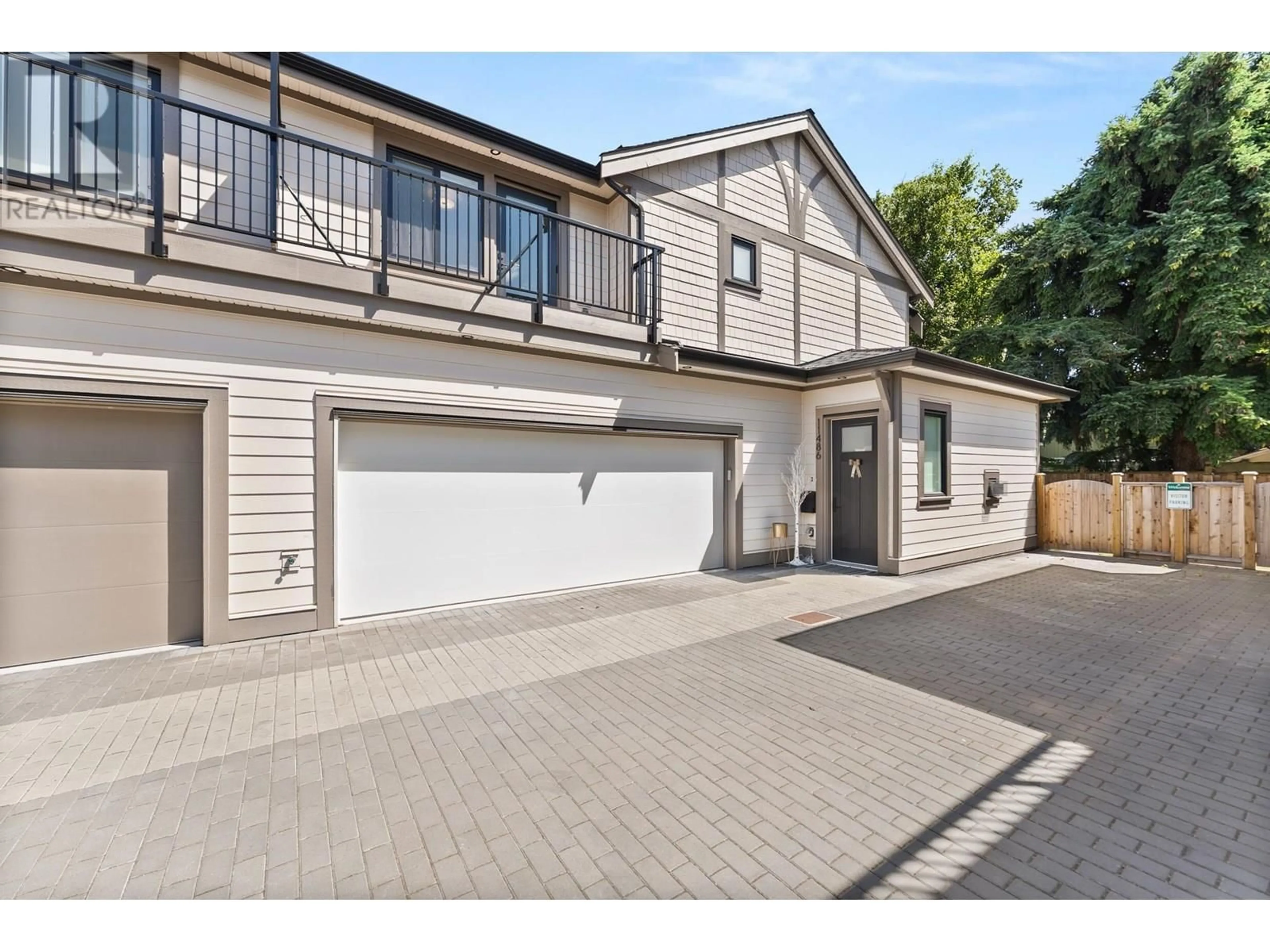 A pic from outside/outdoor area/front of a property/back of a property/a pic from drone, street for 11486 RAILWAY AVENUE, Richmond British Columbia V7E2B9