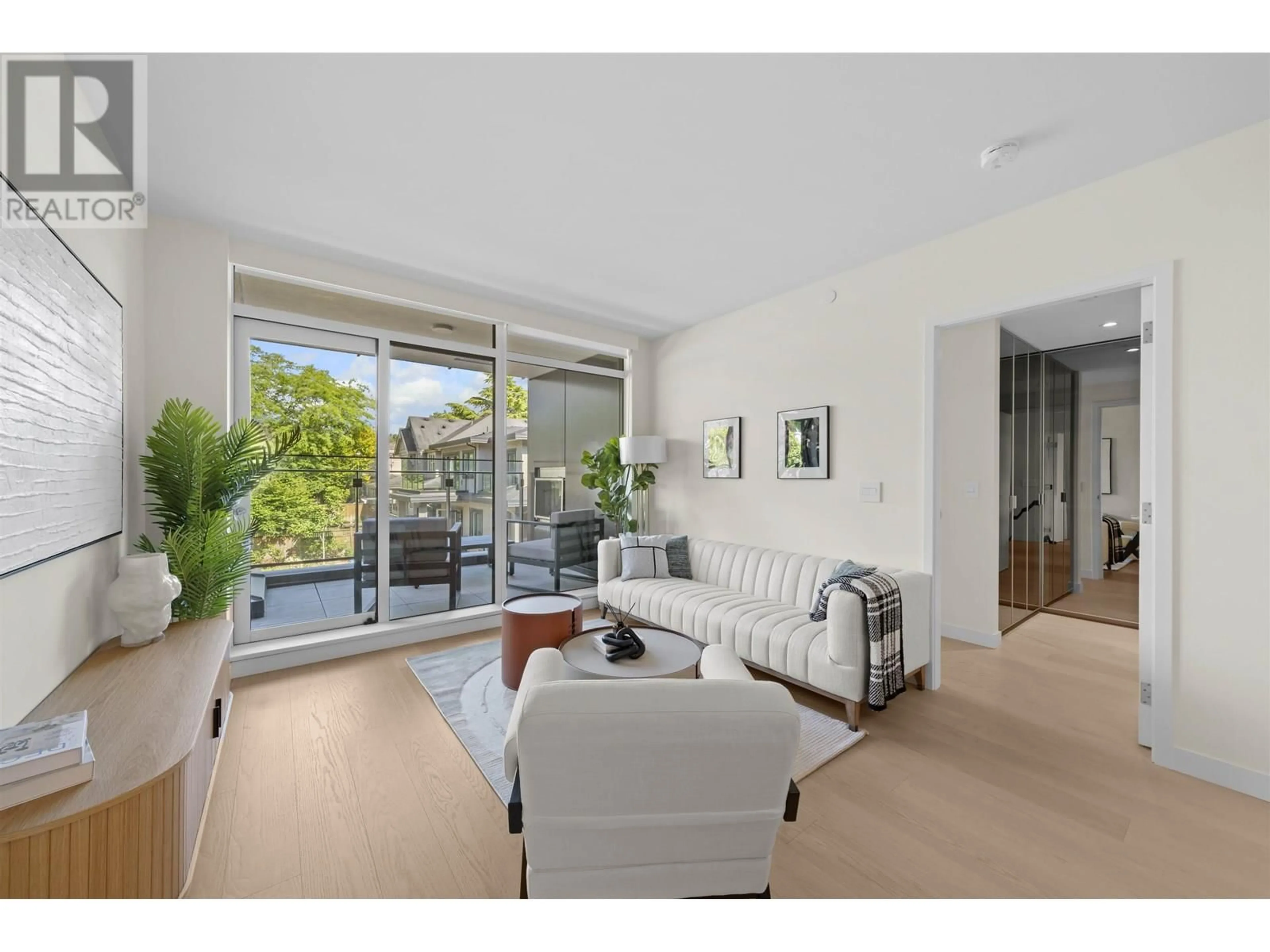 Living room with furniture, unknown for 305 - 3596 28TH AVENUE, Vancouver British Columbia V6S2G5
