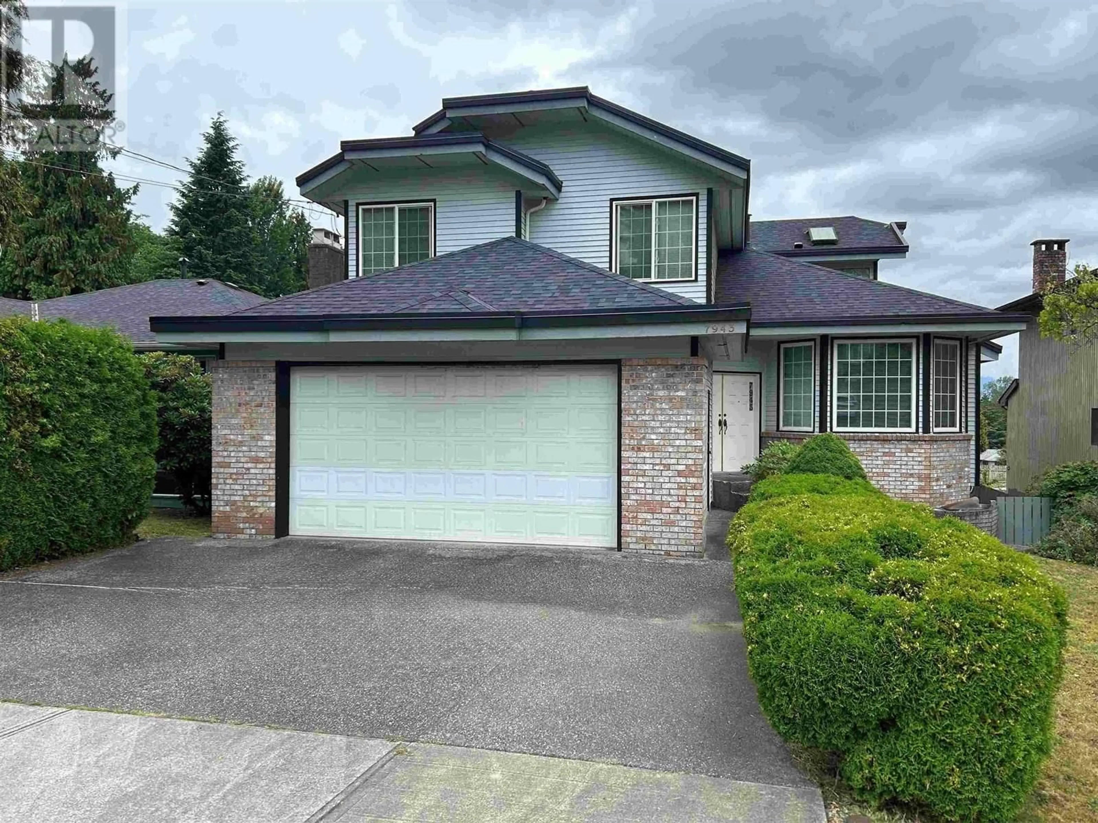 Home with vinyl exterior material, street for 7943 ROSEWOOD STREET, Burnaby British Columbia V5E2H4
