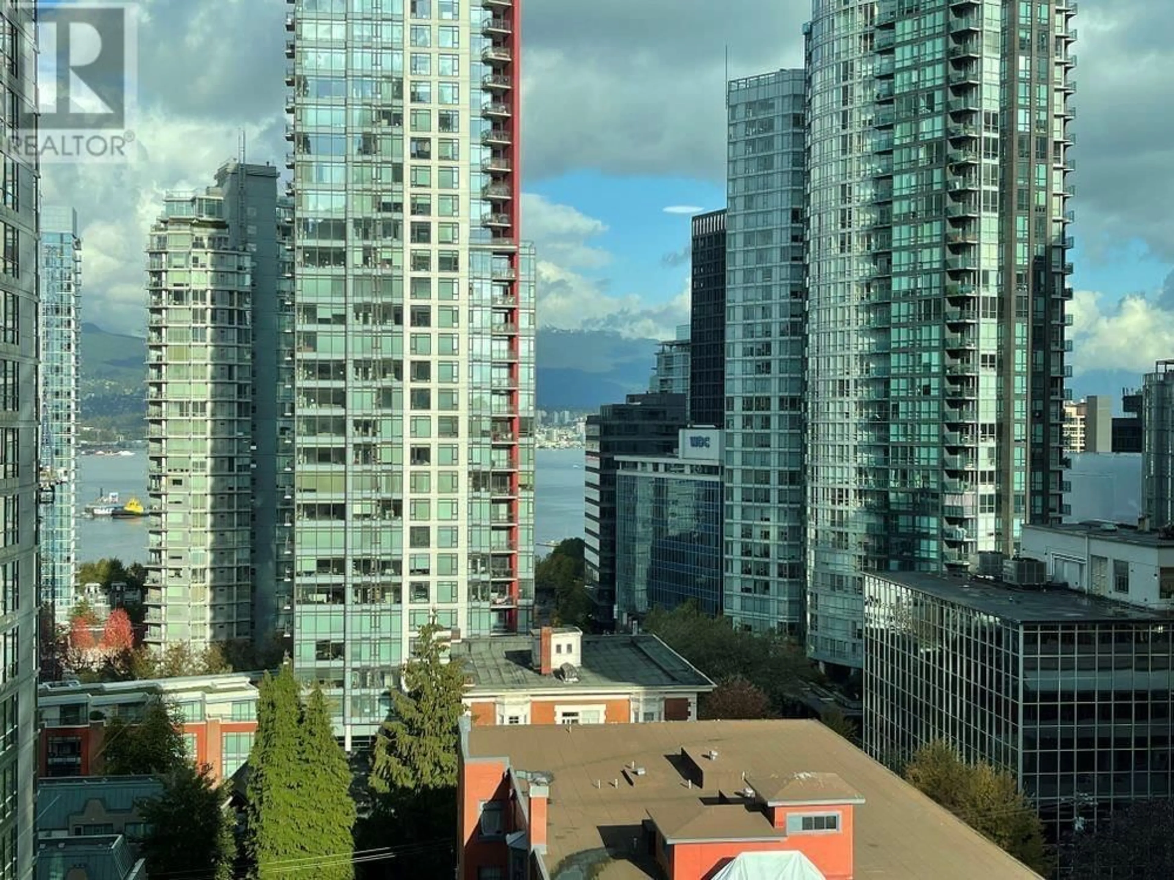 Blurry image for 1203 - 1200 GEORGIA STREET, Vancouver British Columbia V6E4R2